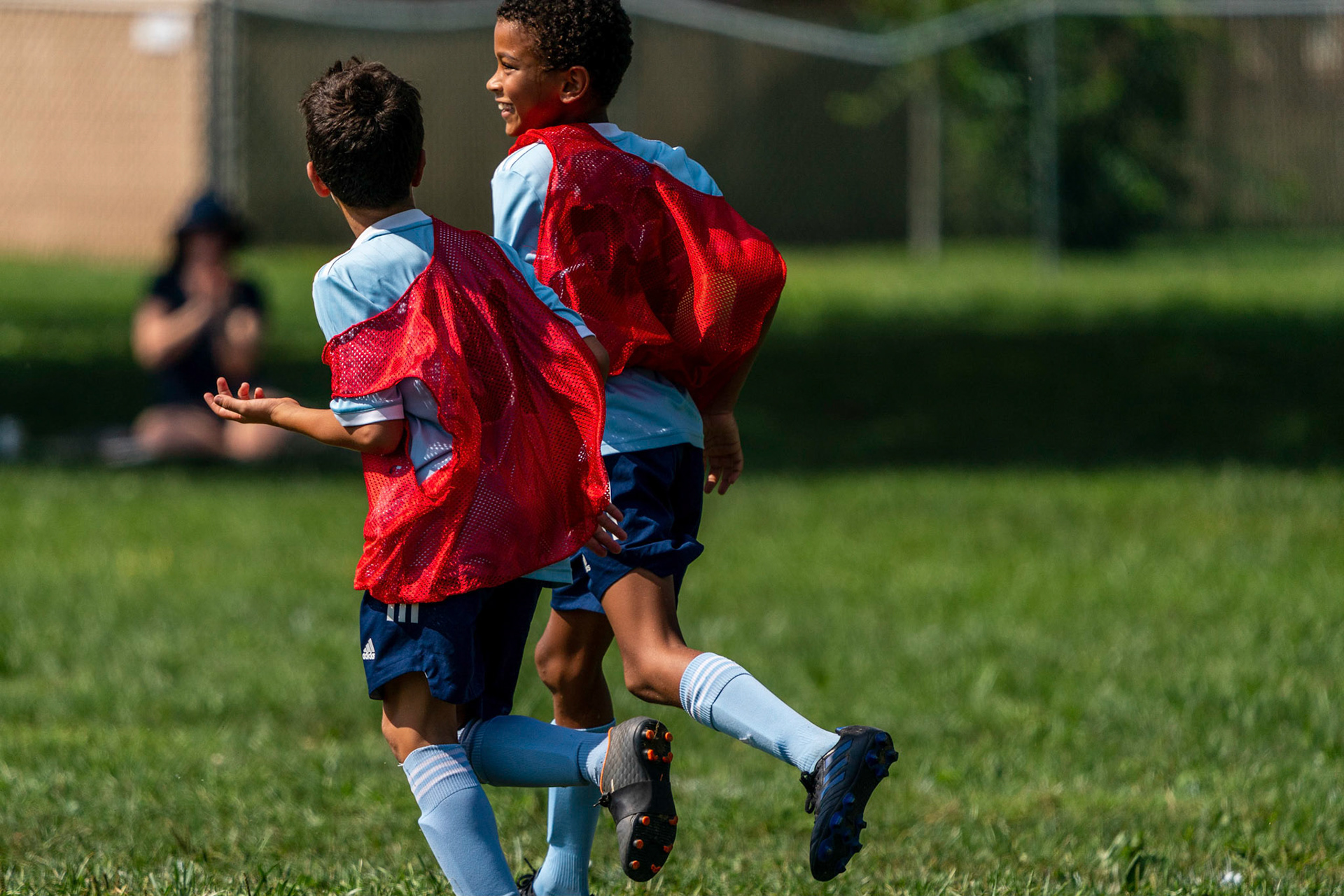 The Mt. Washington U10 Travel soccer team defeats 4-2 St. Philip Neri.