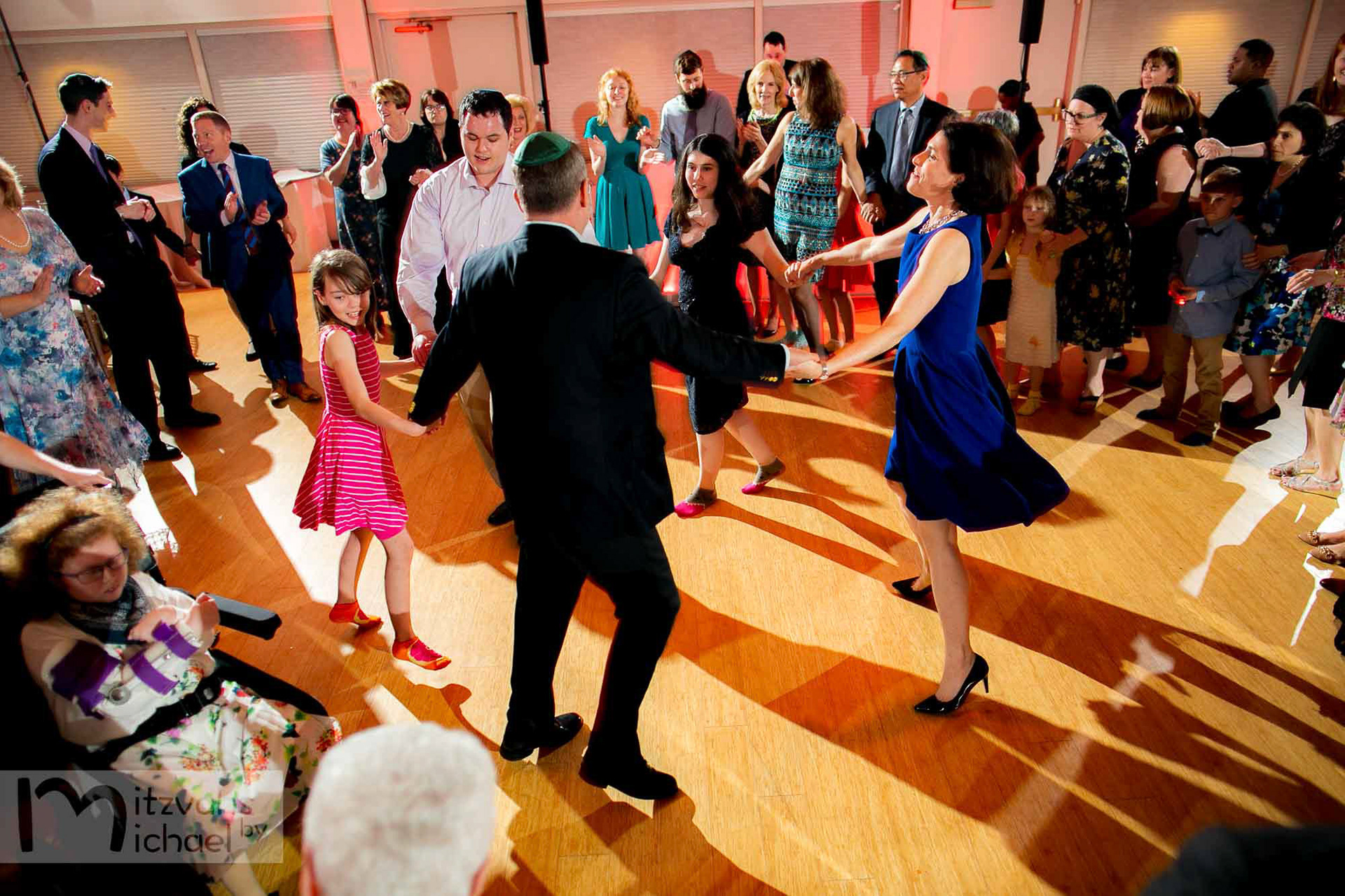 Rachel's Agudas Achim, Alexandria, VA Bat Mitzvah by Mitzvahs by Michael Temchine Photography and Pop Color Events.