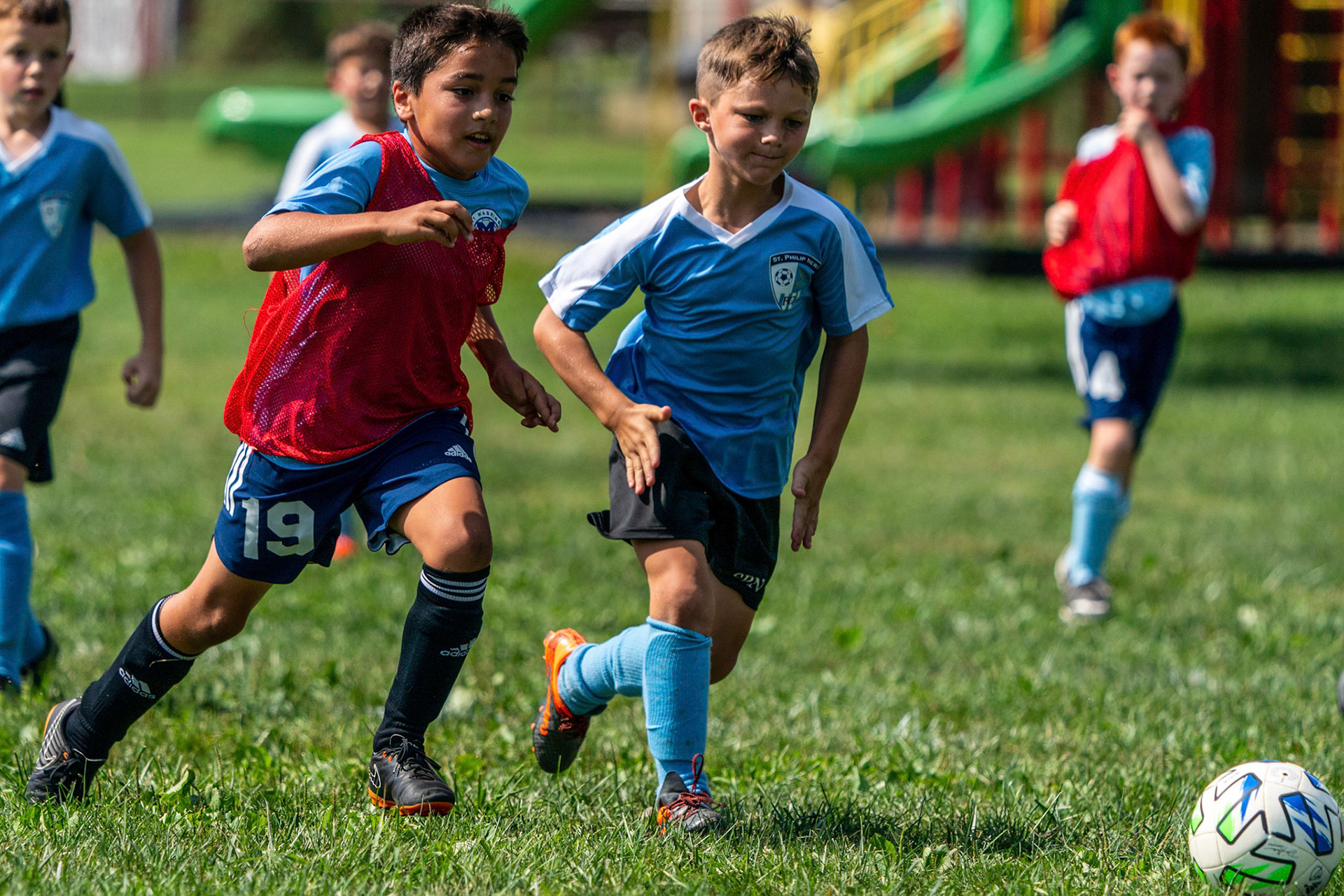 The Mt. Washington U10 Travel soccer team defeats 4-2 St. Philip Neri.