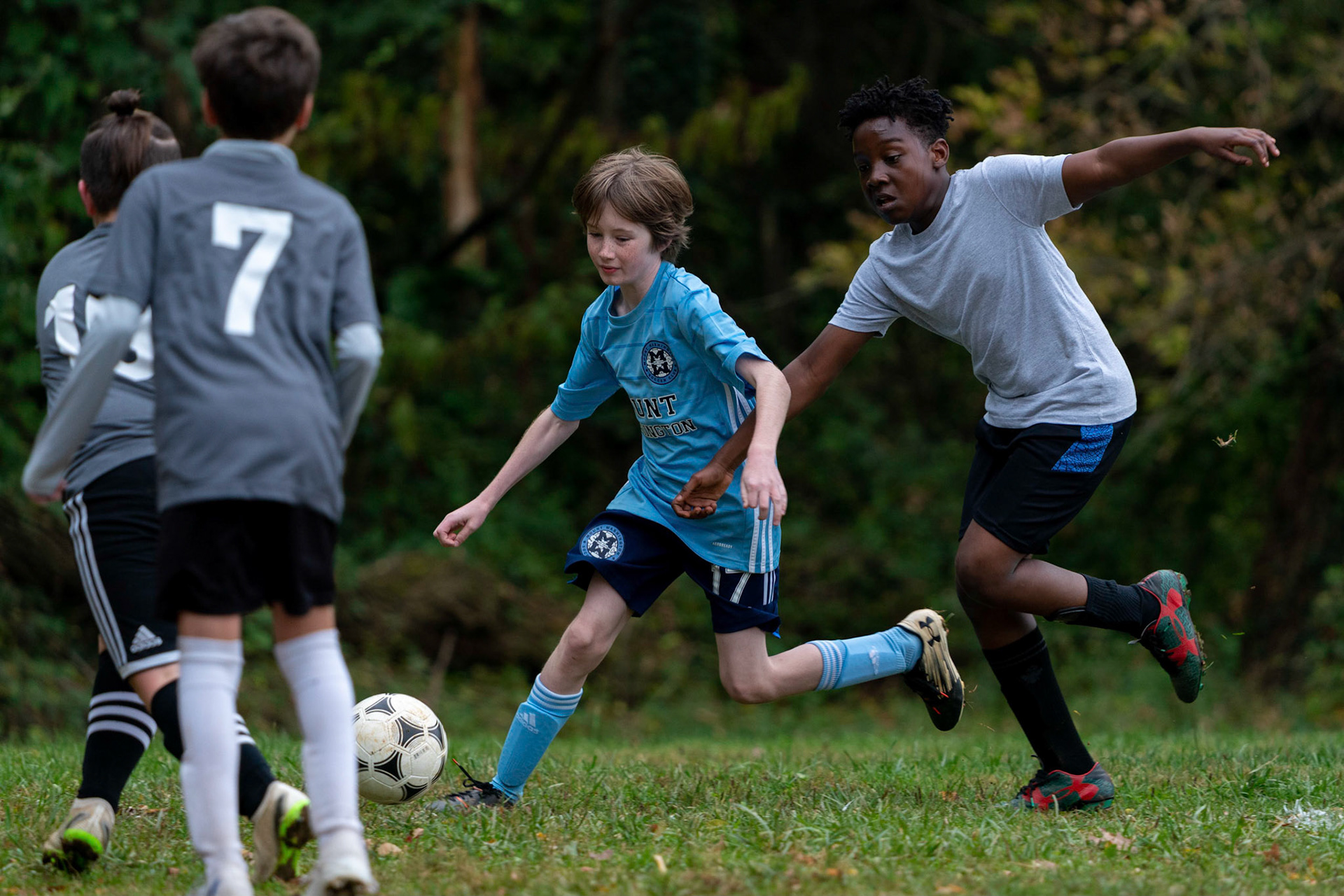 Liam tries to get  up the wing during the second half of Mt Washington's 3-1 home victory over Northwest SC on October 23, 2022.