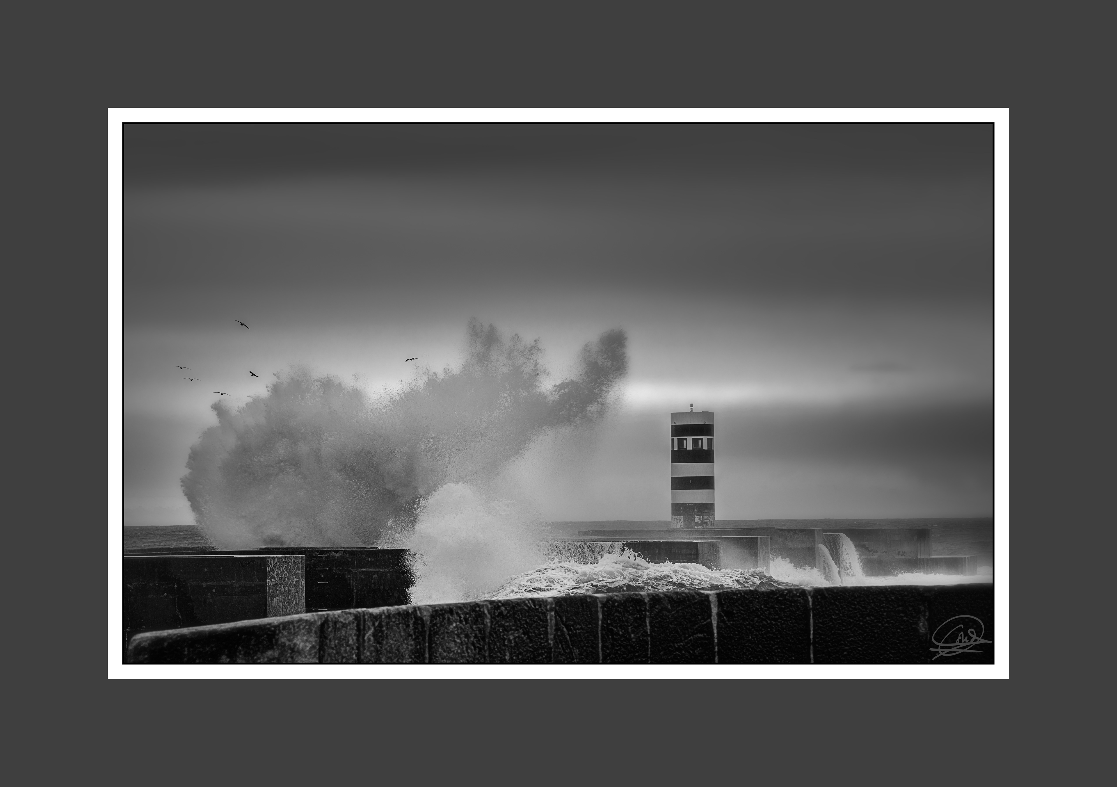 Farol Molhe do Douro byn-2