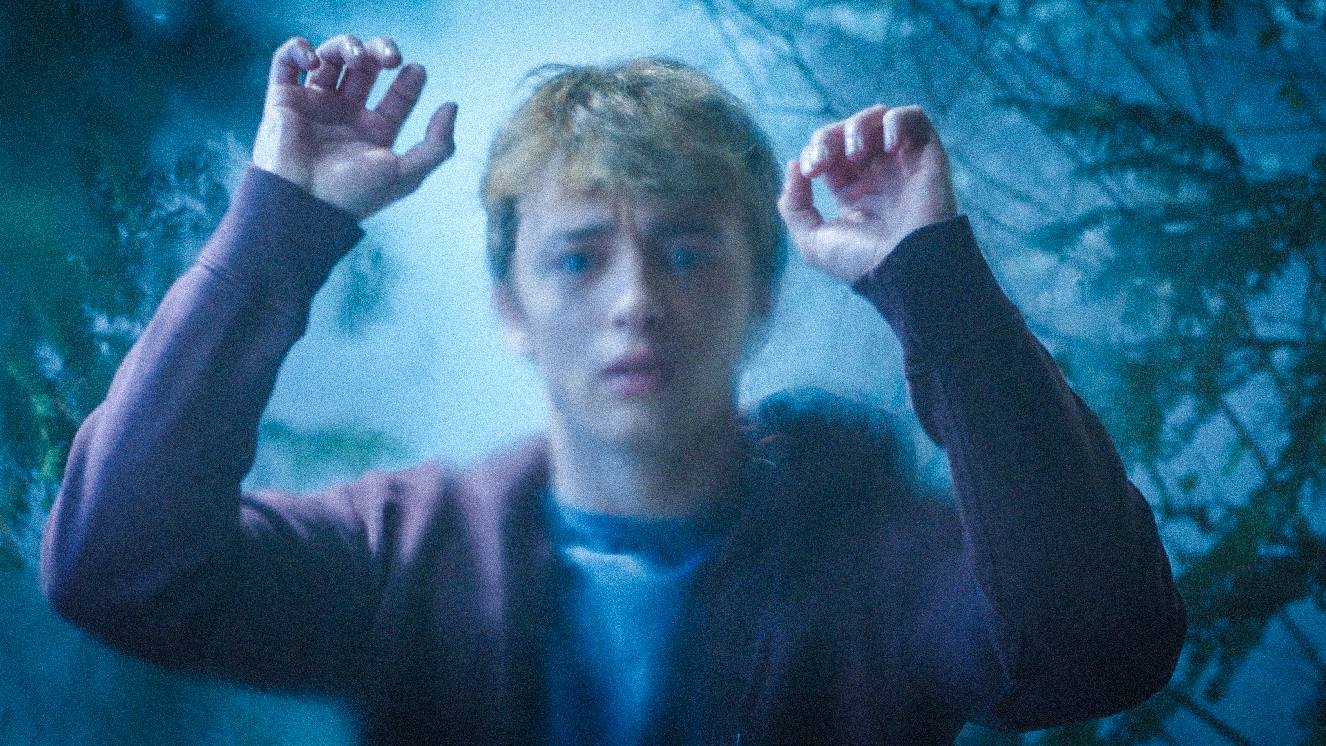 PARALLELES / DISNEY+