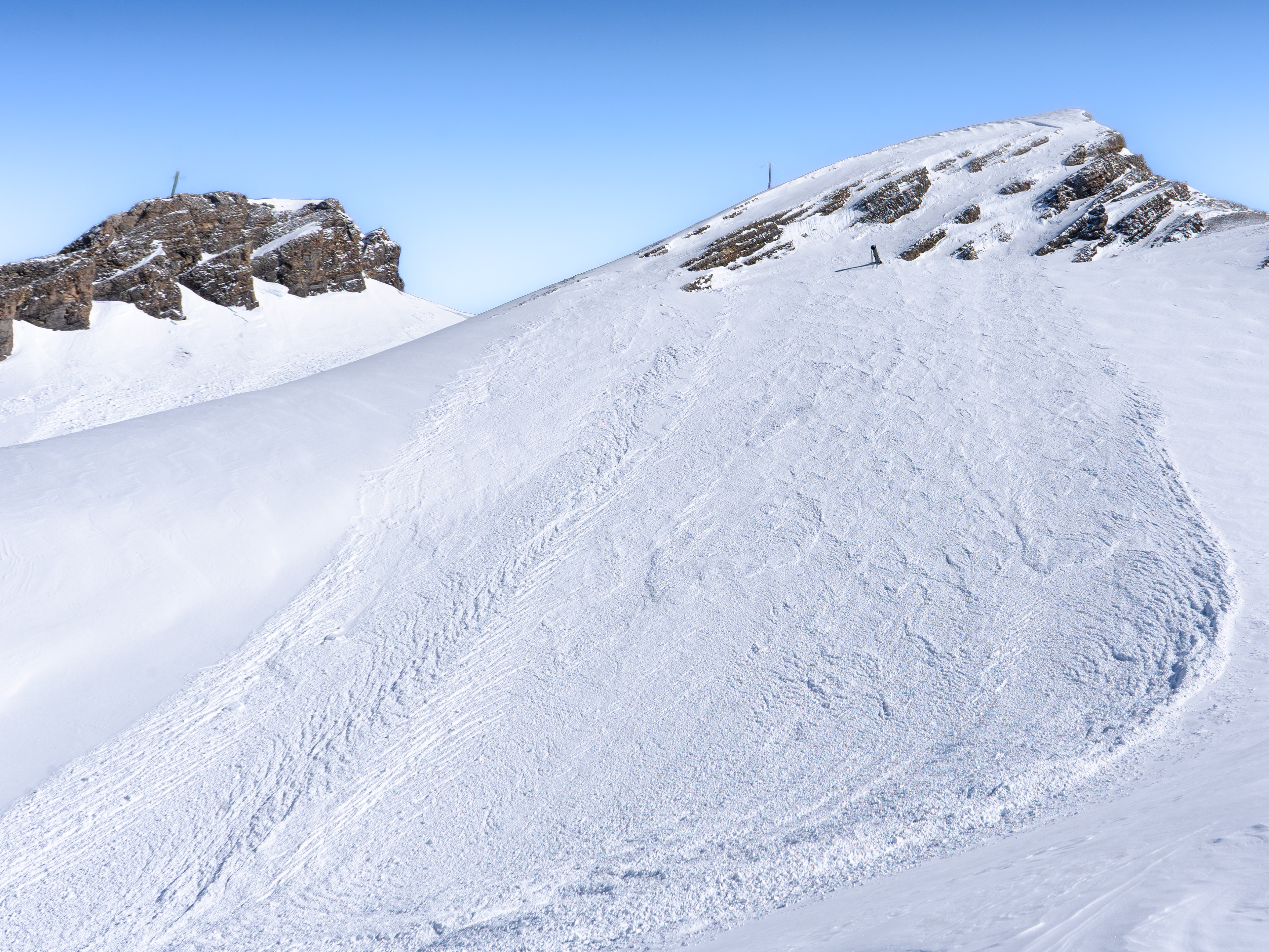 avalanche déclenché par un gazexe sur le domaine de la Cluzas