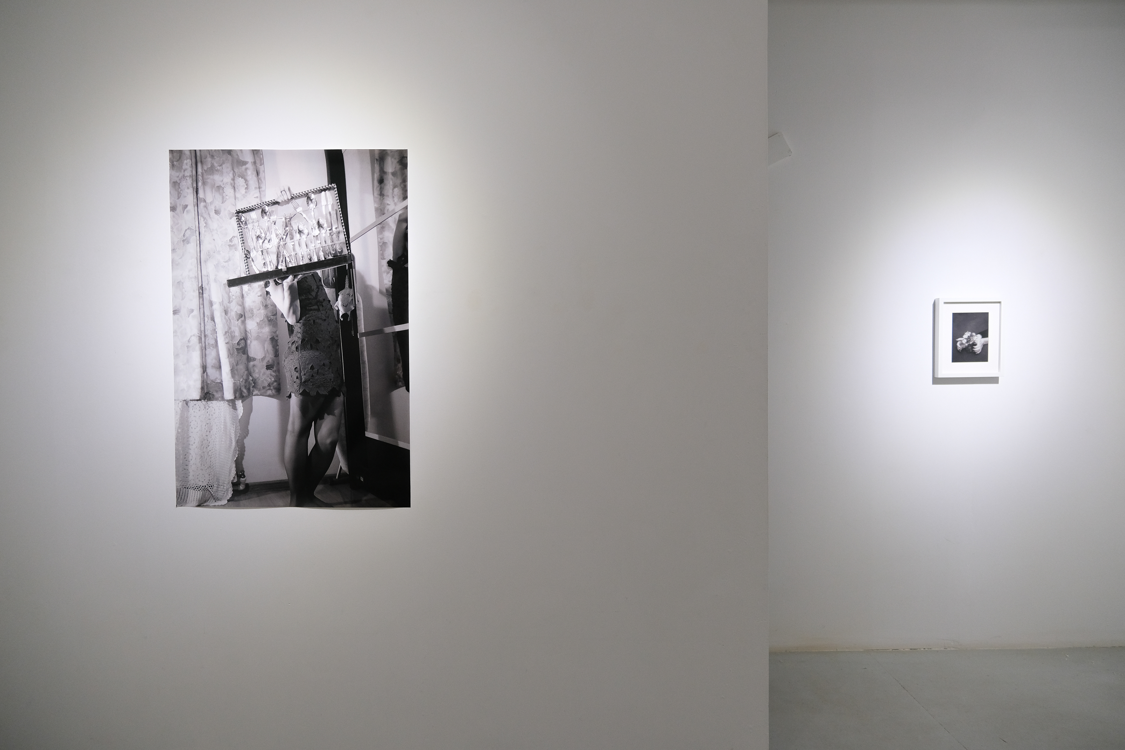 Exhibition view, "The Place that Forgets You", curated by Anamaria Gligor & Anne Marie Lolea, Gallery Studio 76, 2026.