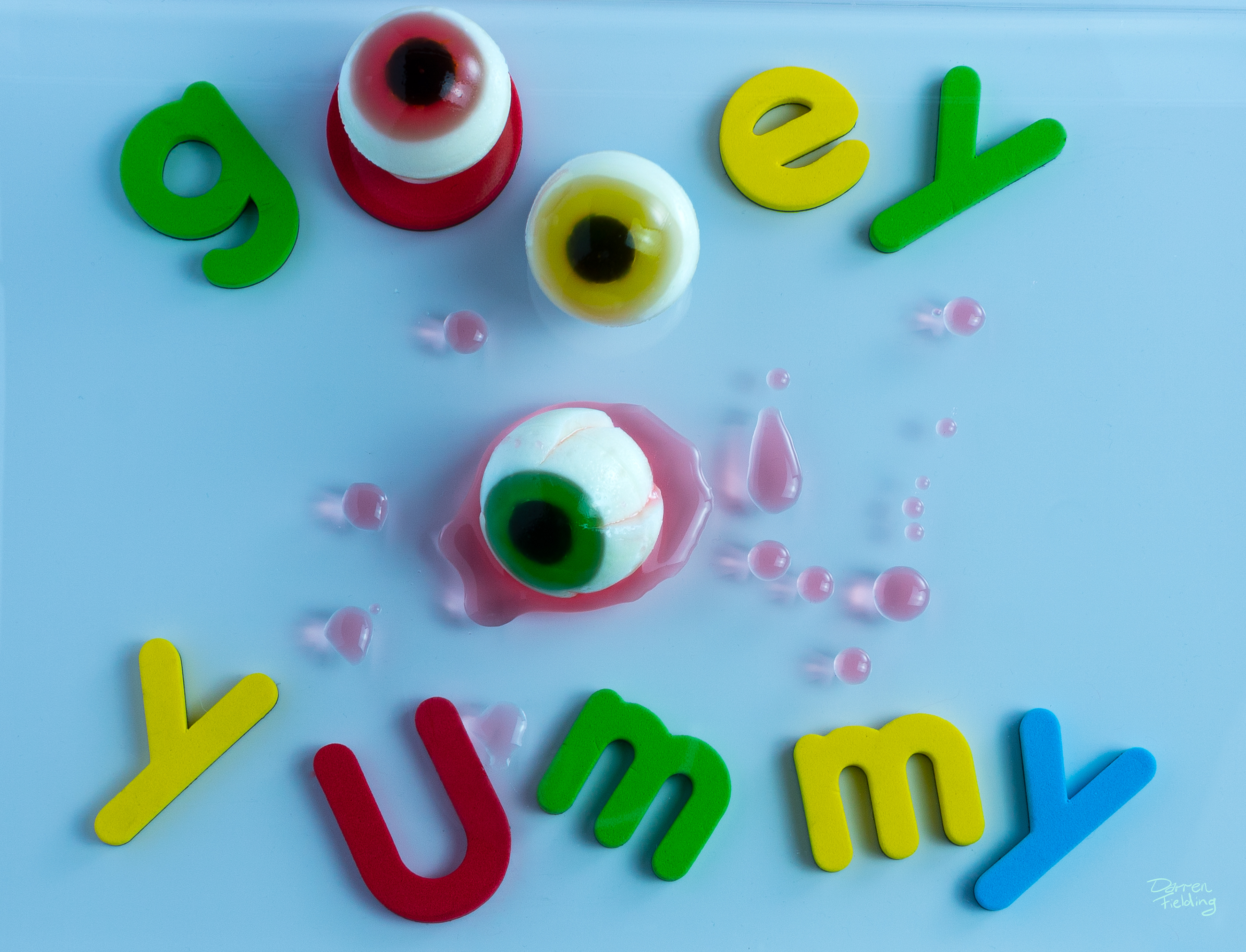 Trolli Eyeballs Flatlay