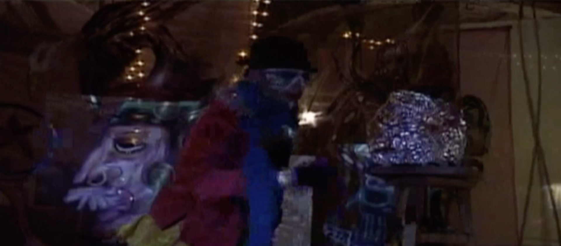 can serrat live sculpture