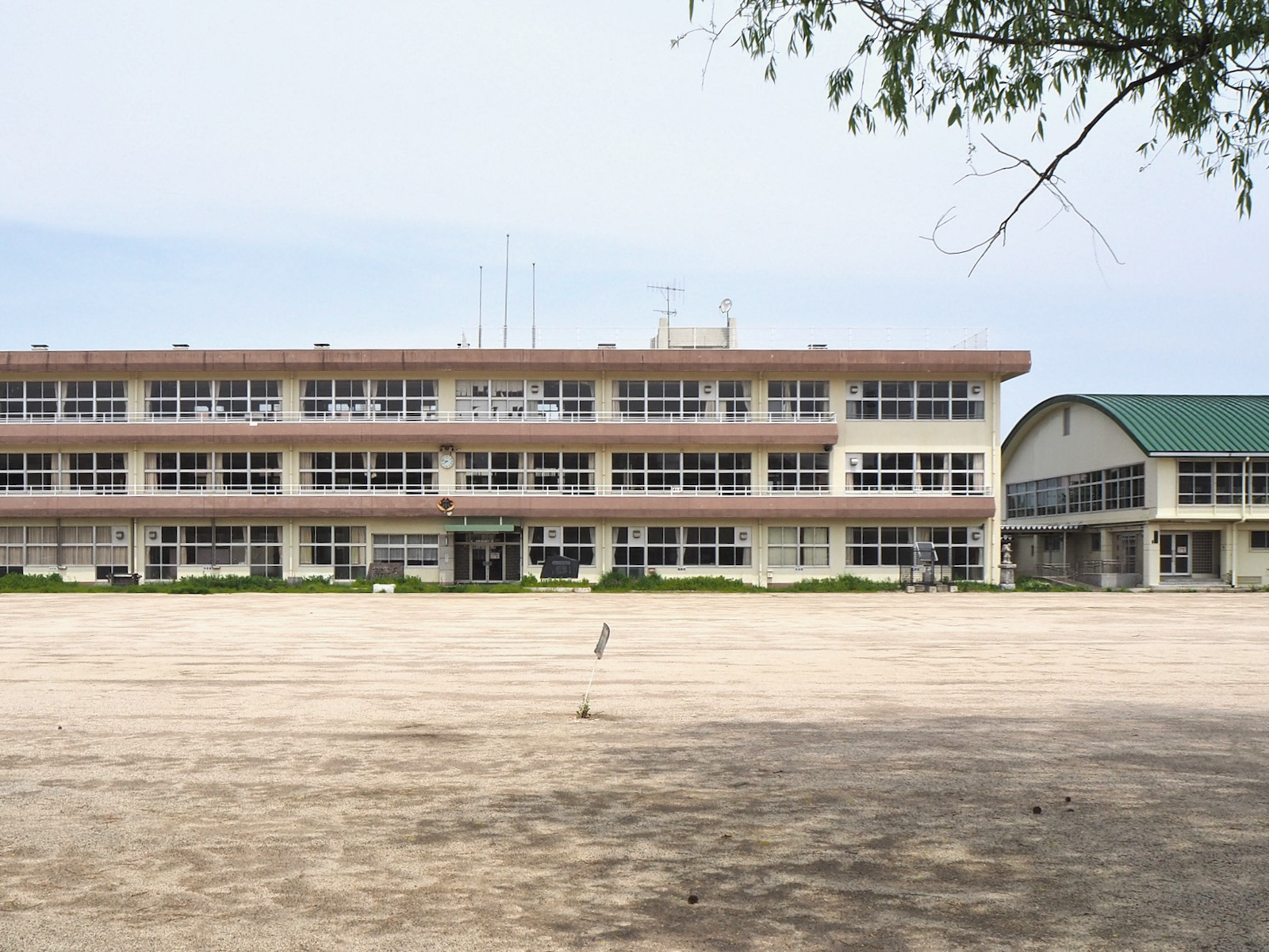 富岡第一小中学校