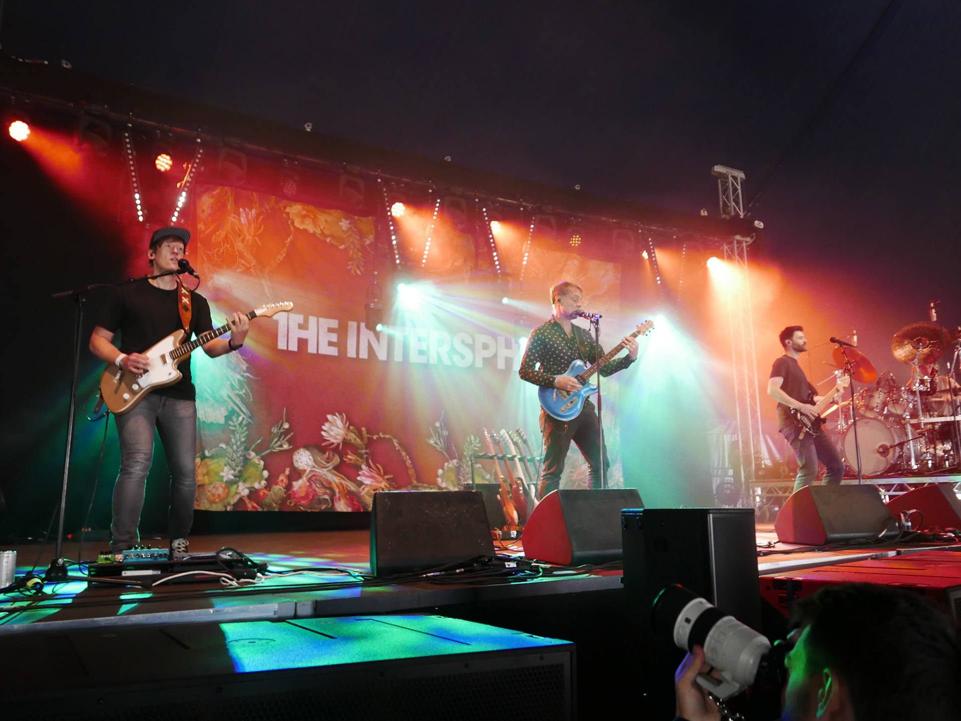 The Intersphere