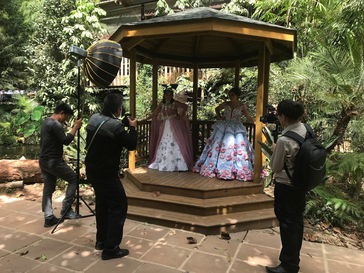 Rodrigo (video), David (iluminación) y Rubén (fotos)