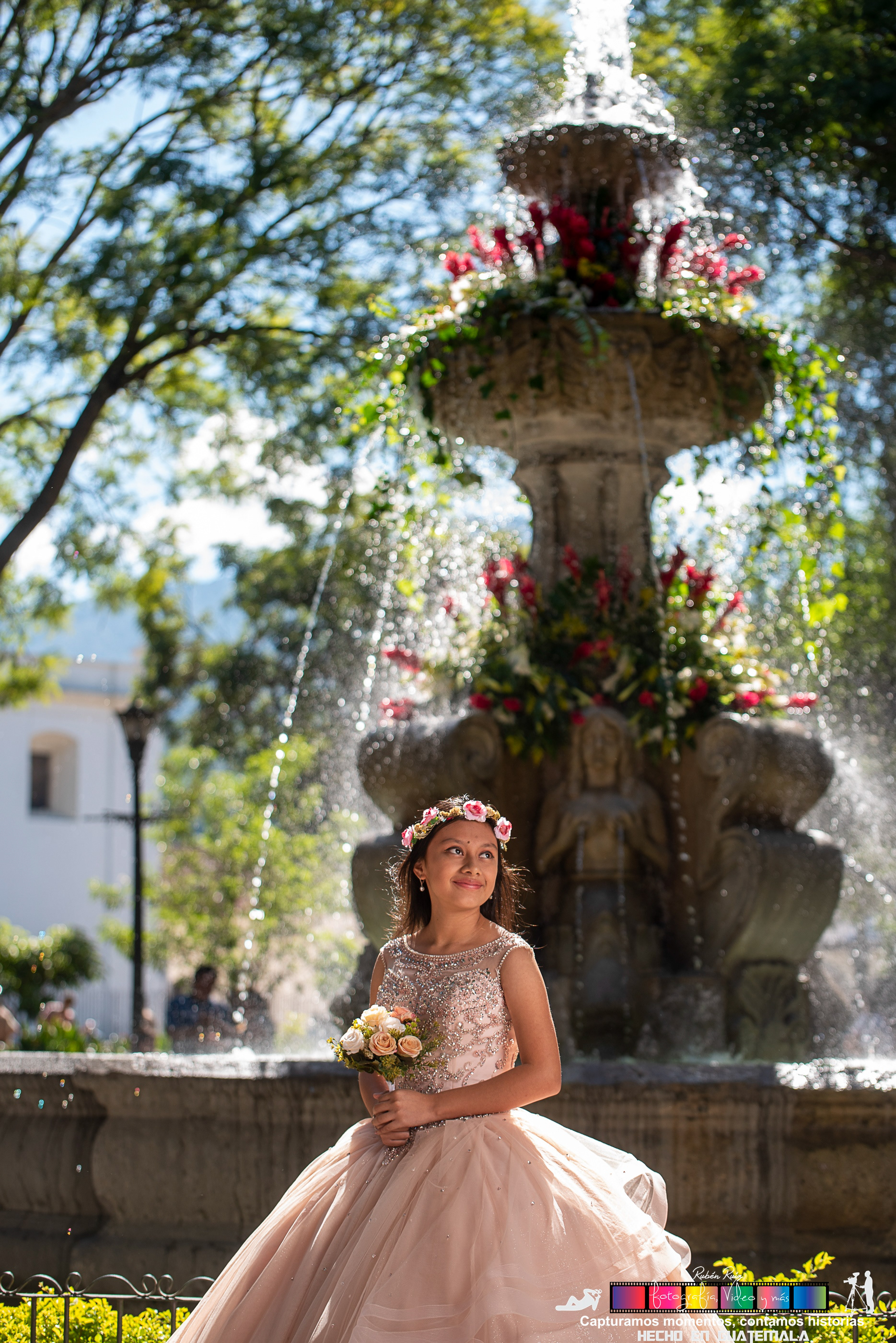 Sesión de fotos en Parque Central, Antigua Guatemala