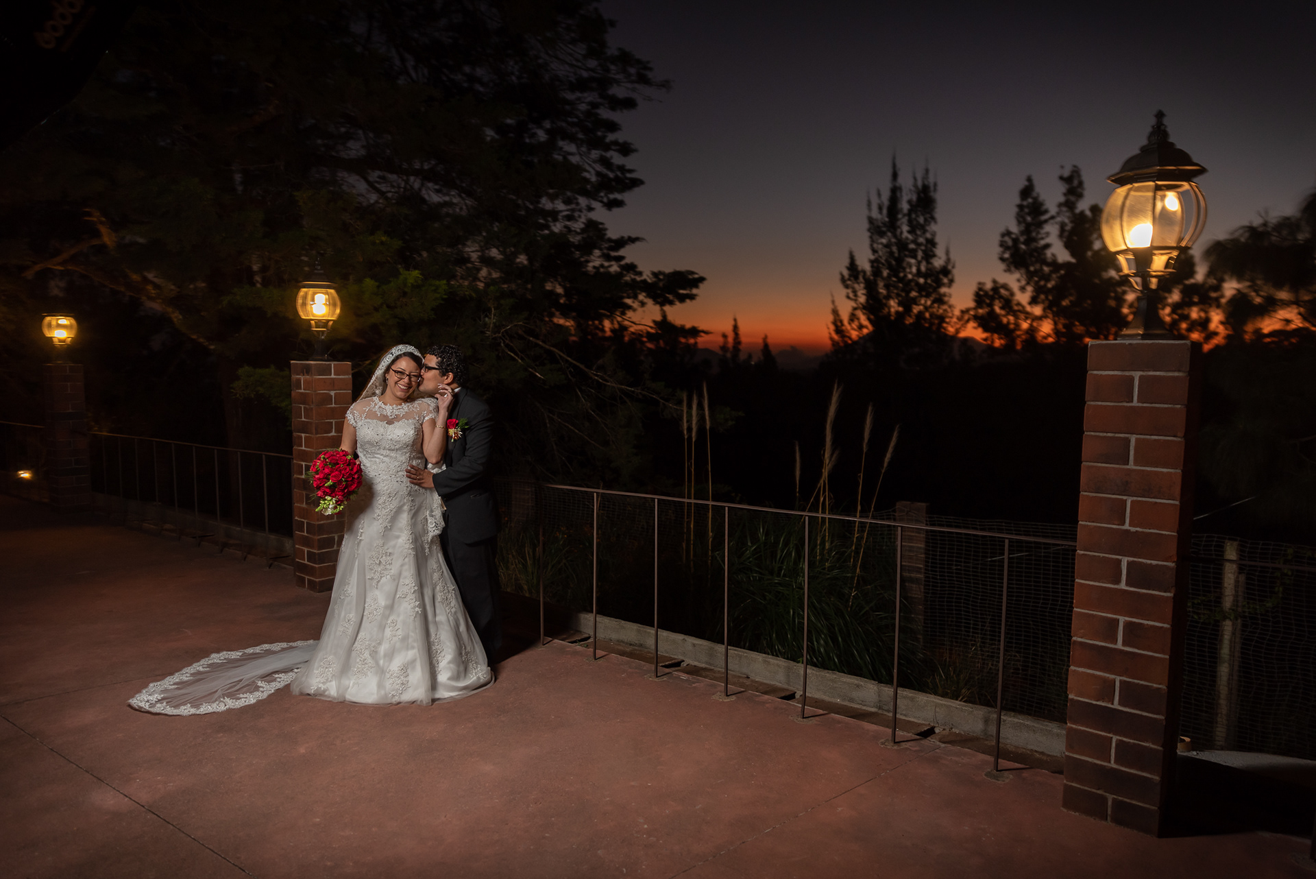 Sesión de fotos de boda en Jardín El Cerro
