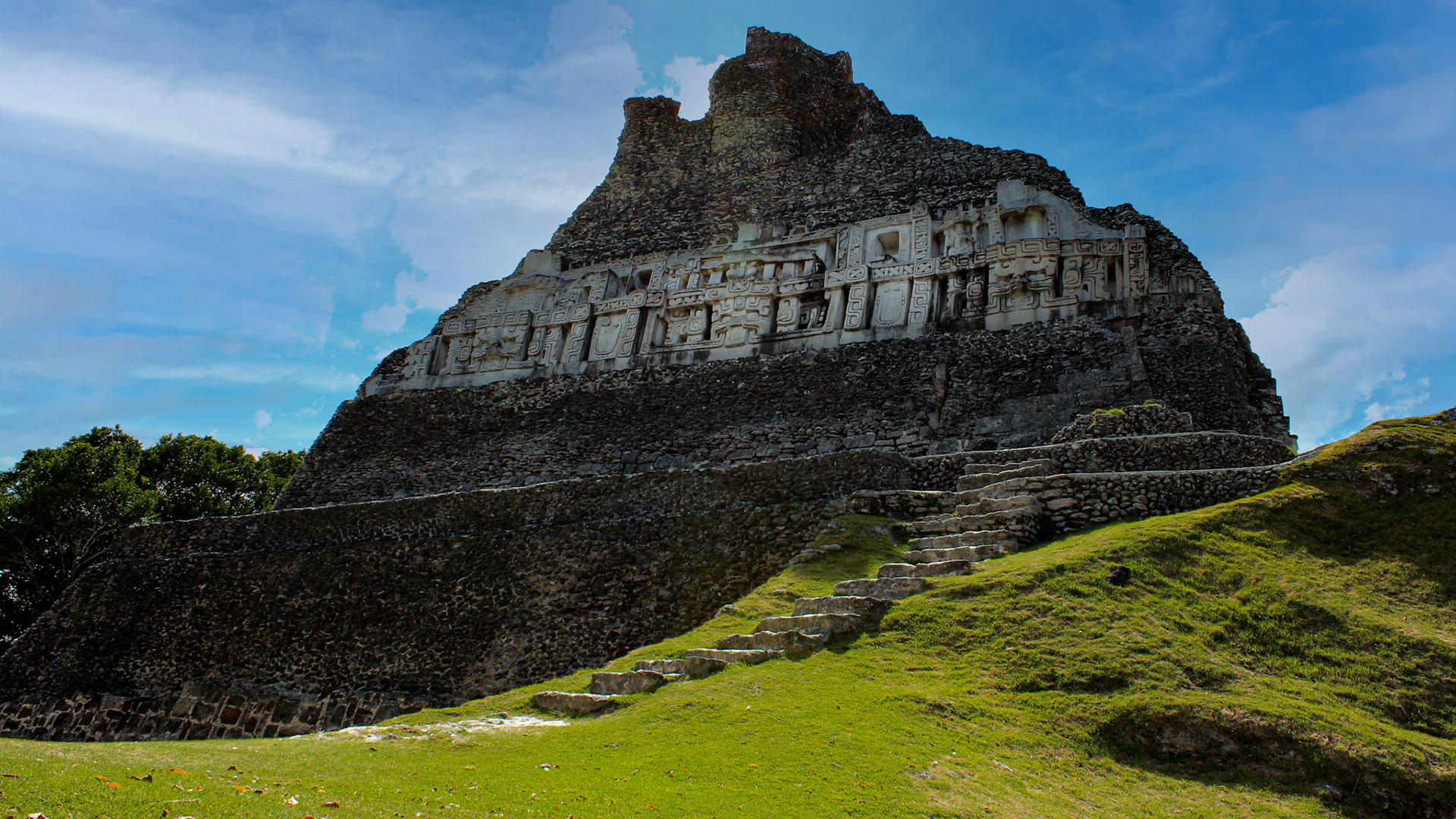 Xunantunich Mayan Ruins - Belize