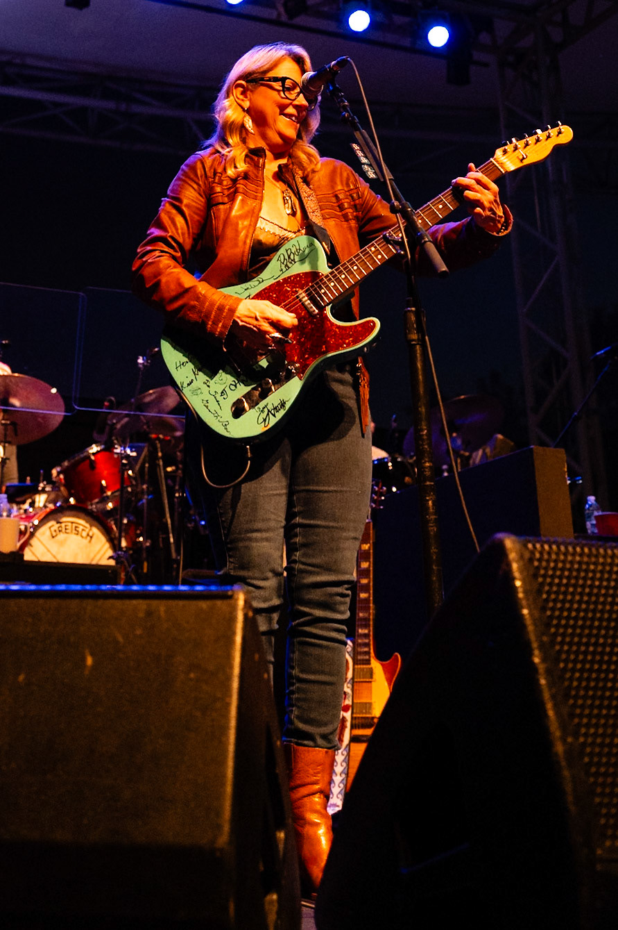 Her Guitar!