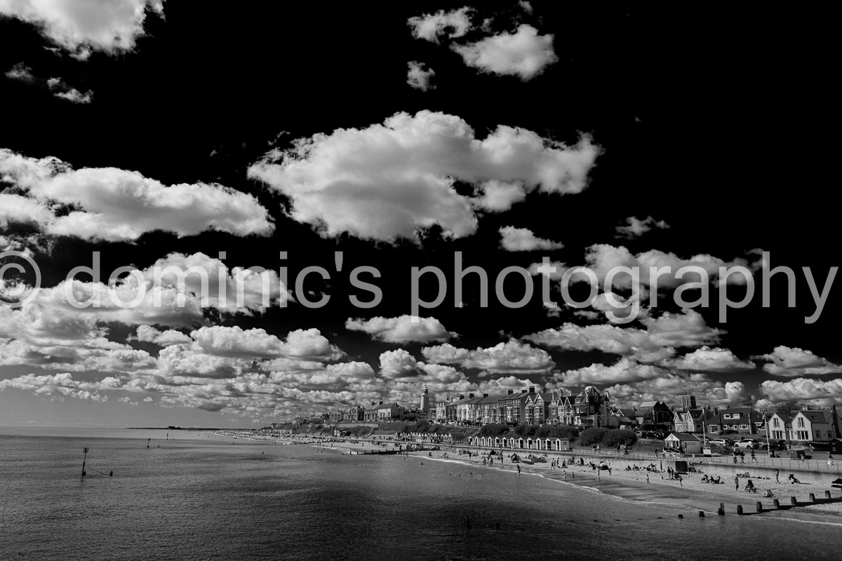 southwold sky 4 bw
