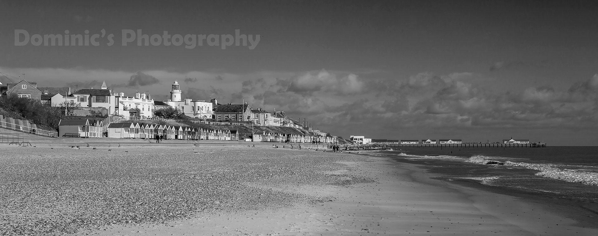 southwold lighter bw
