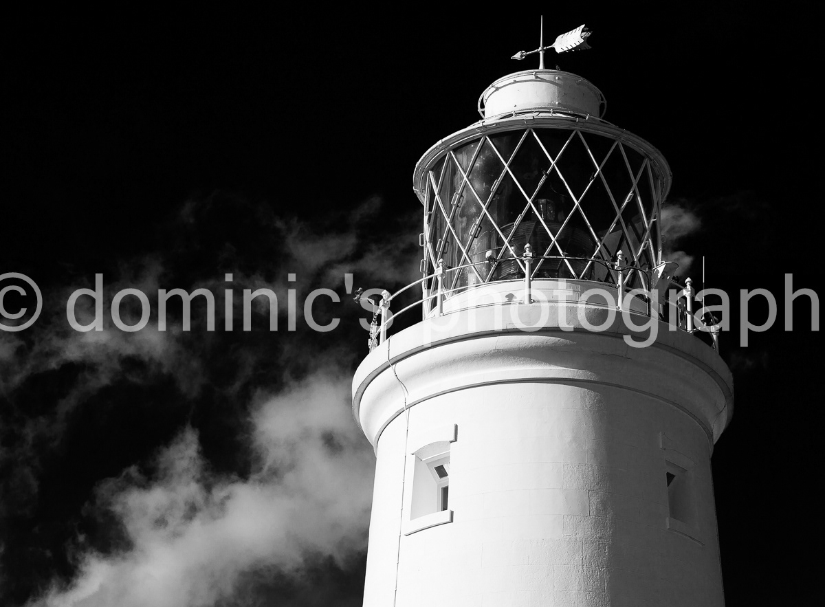 lighthouse bw