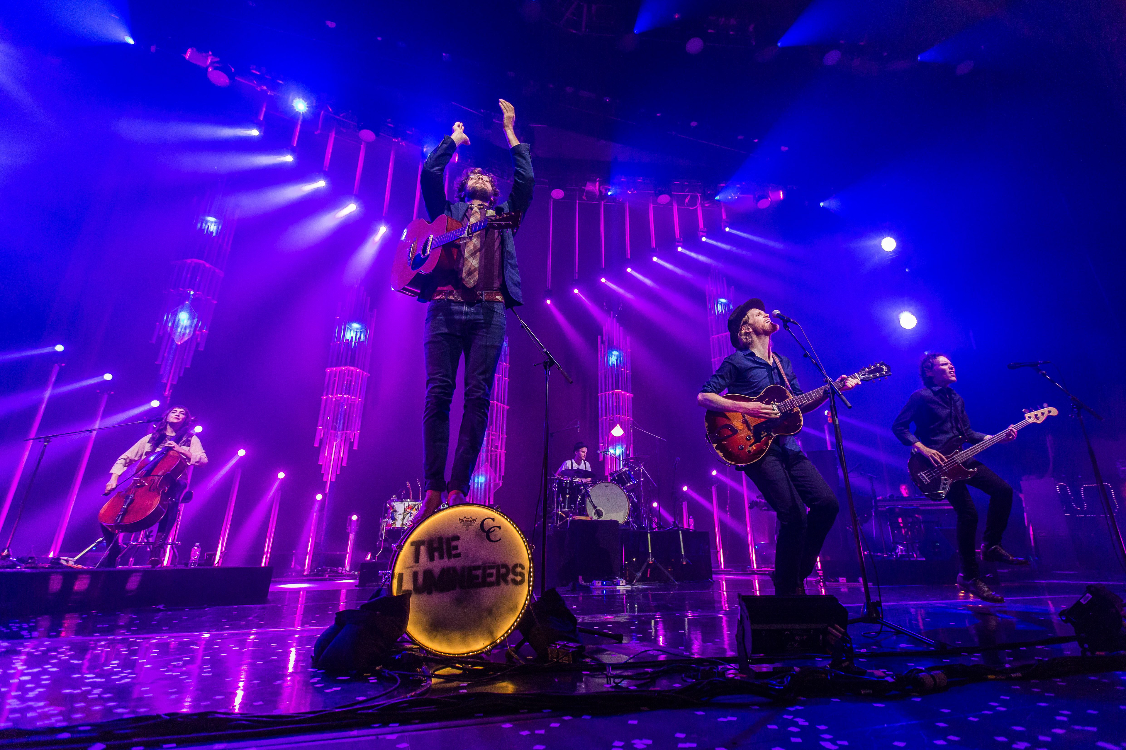 Joe Papeo / Artists Den Entertainment