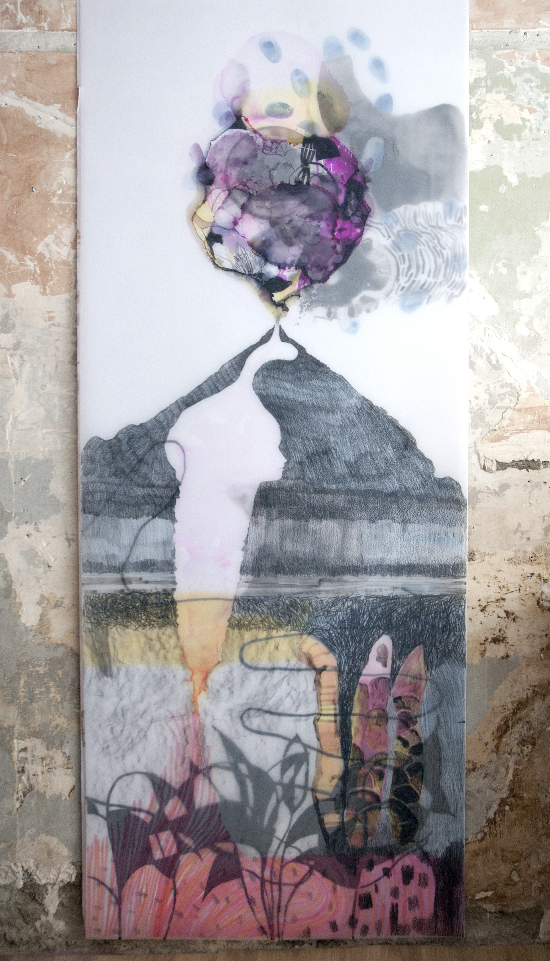 Femme volcan (2018) -Encre et pastel gras sur calque - 250 x 90 cm