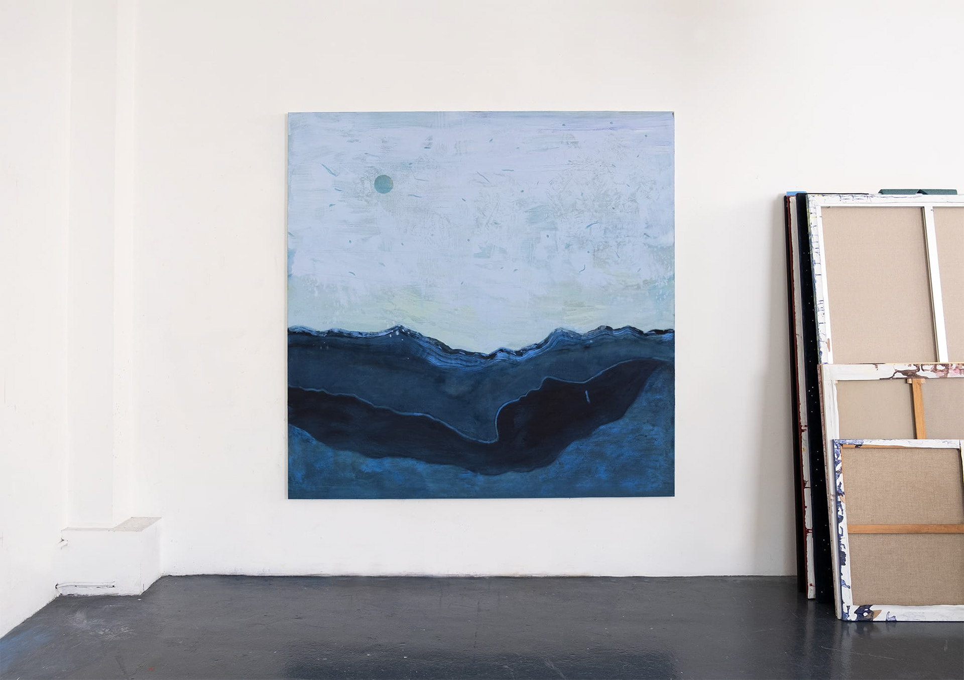 Vue d'atelier - La mer qui veille III (2026) - Huile sur toile - 200 x 200 cm