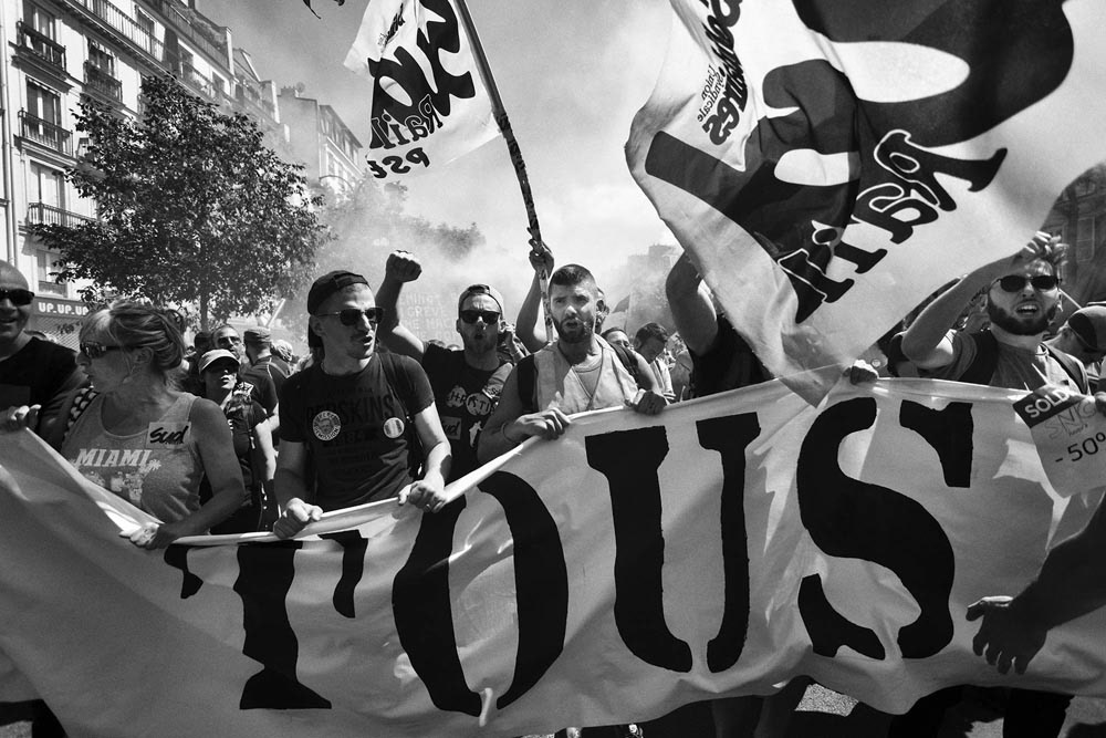Tous