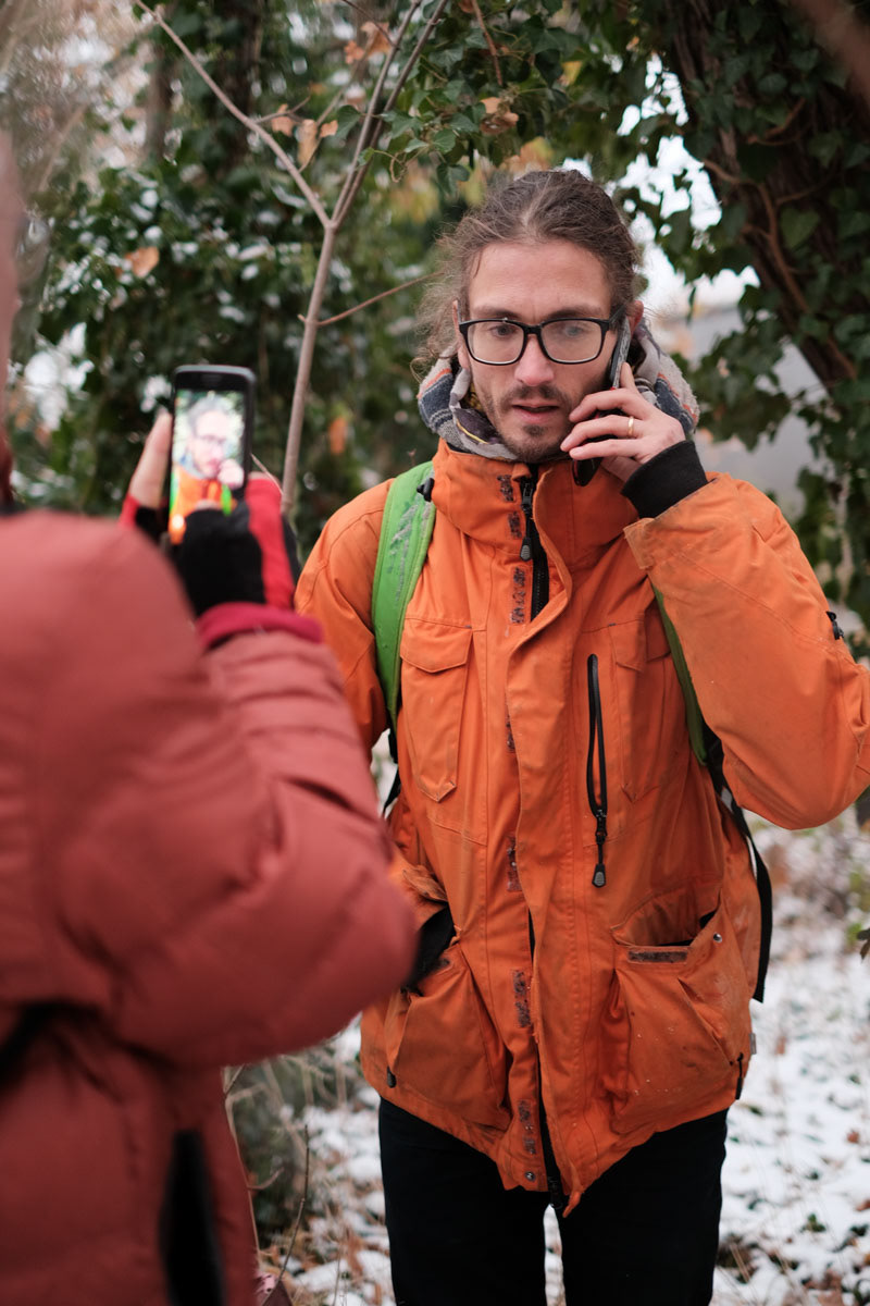 Raúl Semmler calls the police to inform them they are about to block the motorway