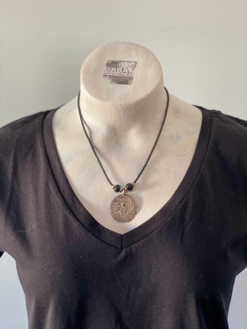Urban Upcycled İyi Kalpli Sürdürülebilir Moda ve Sürdürülebilir Yaşam | Sezar Metal Kolye