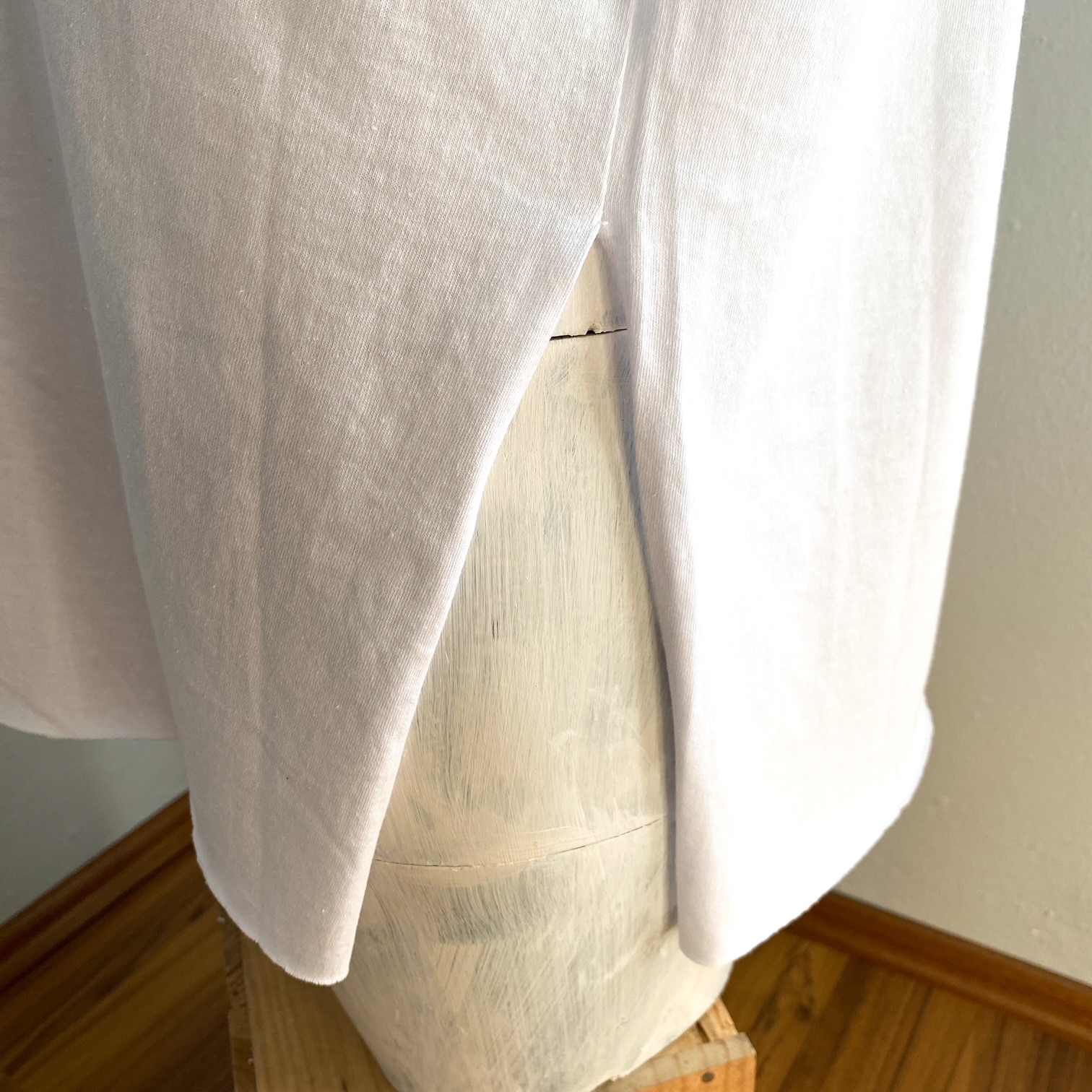 Urban Upcycled Kind Hearted Sustainable Fashion and Lifestyle | White T-Shirt With Hand Painted Stars & Visible Mending