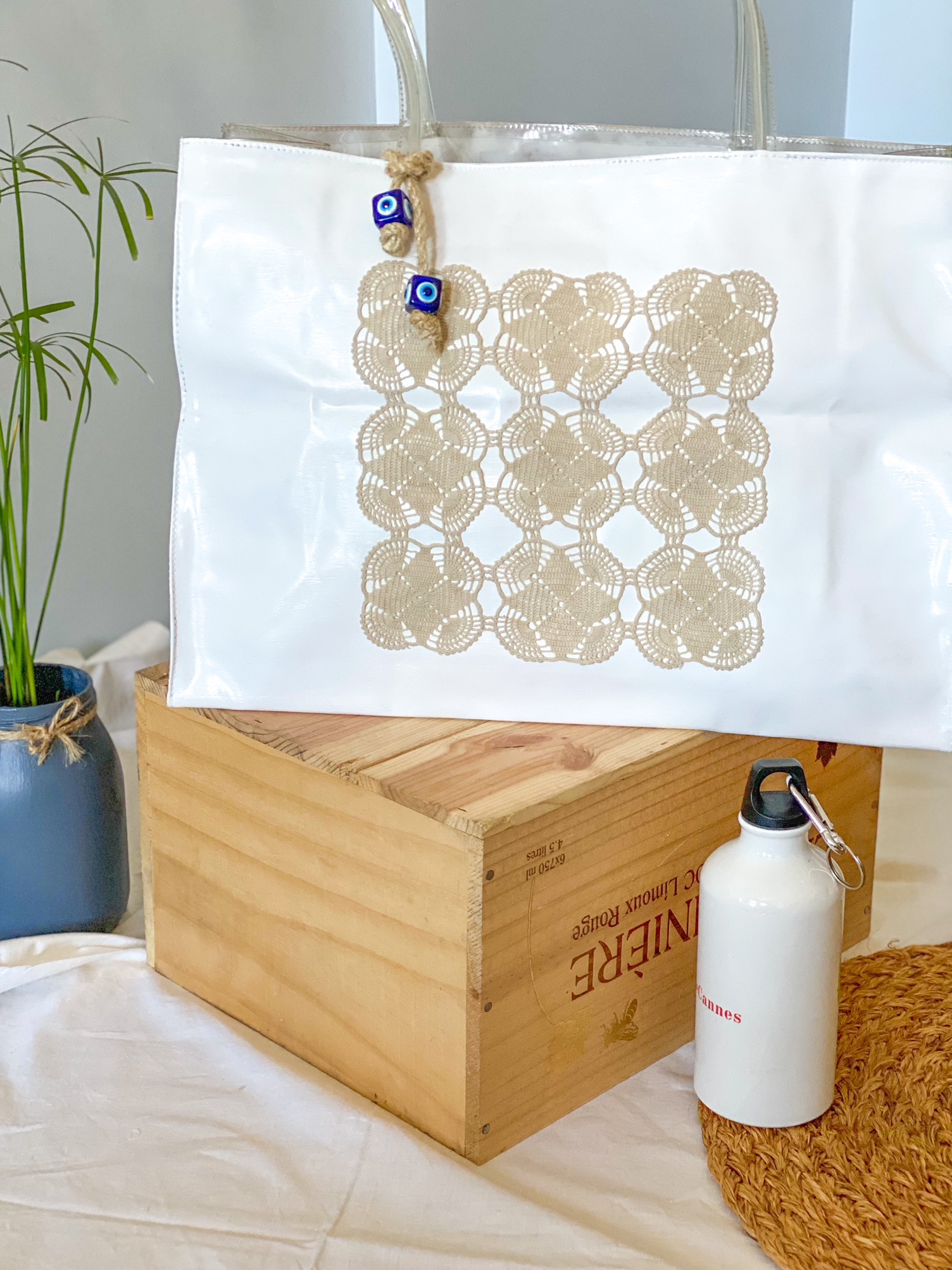 Urban Upcycled İyi Kalpli Sürdürülebilir Moda ve Sürdürülebilir Yaşam | Antik Beyaz El Boyama Vintage Dantelli Şeffaf Plaj Çantası