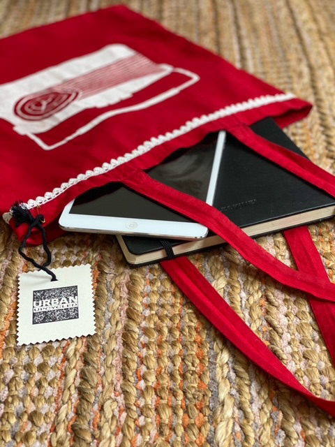 Urban Upcycled İyi Kalpli Sürdürülebilir Moda ve Sürdürülebilir Yaşam | Vintage Dantelli Bez Çanta