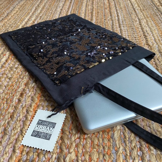 Urban Upcycled İyi Kalpli Sürdürülebilir Moda ve Sürdürülebilir Yaşam | Siyah ve Gold Pul Payetli Bez Çanta