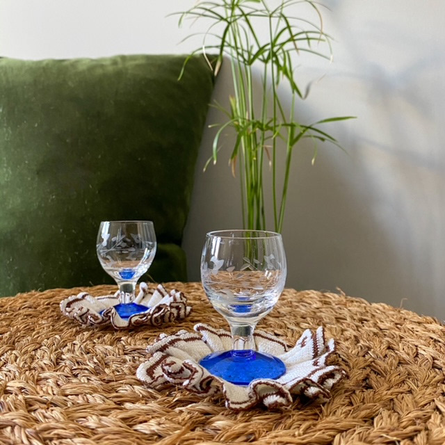 Urban Upcycled Sürdürülebilir Moda ve Sürdürülebilir Yaşam | Vintage Dantel Kadeh & Bardak Altlık Seti