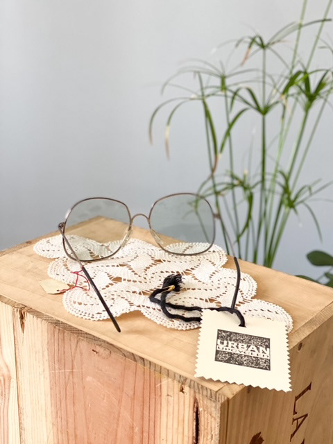 Urban Upcycled Kind Hearted Sustainable Fashion and Lifestyle | Vintage Oversize Eyeglasses 70s Square