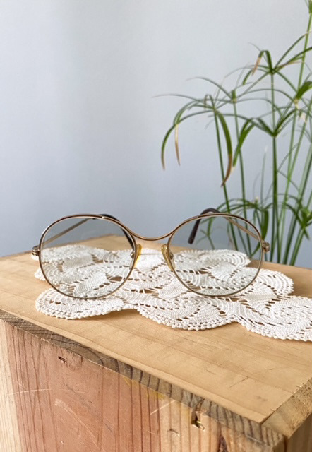 Urban Upcycled İyi Kalpli Sürdürülebilir Moda ve Sürdürülebilir Yaşam | 1970'ler Vintage Gözlük Yuvarlak