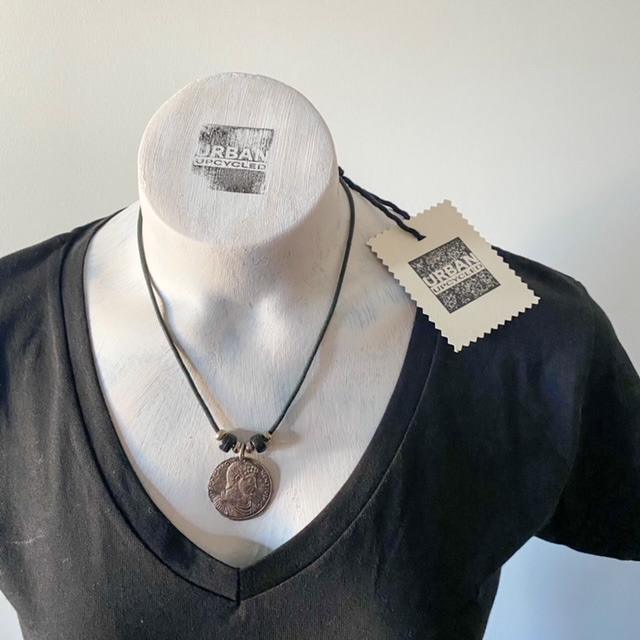Urban Upcycled İyi Kalpli Sürdürülebilir Moda ve Sürdürülebilir Yaşam | Sezar Metal Kolye