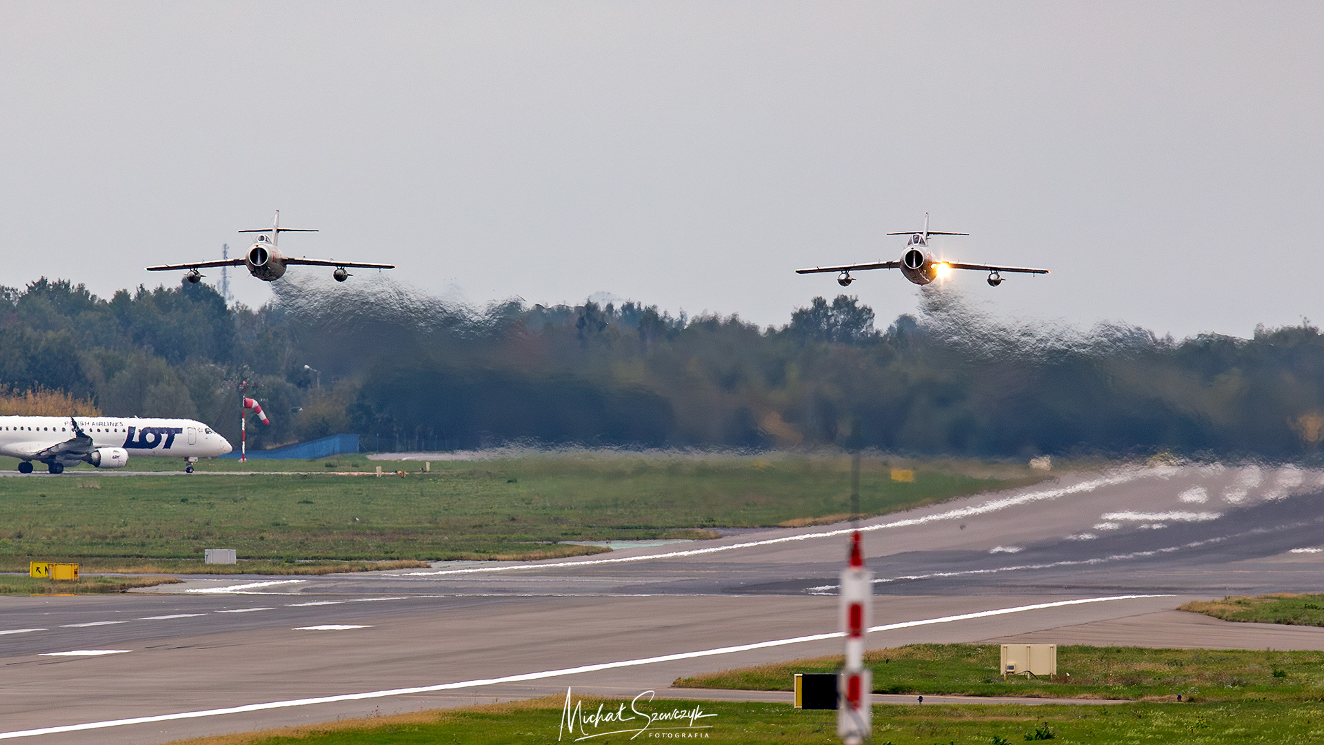 Fundacja Eskadra departing from EPWA