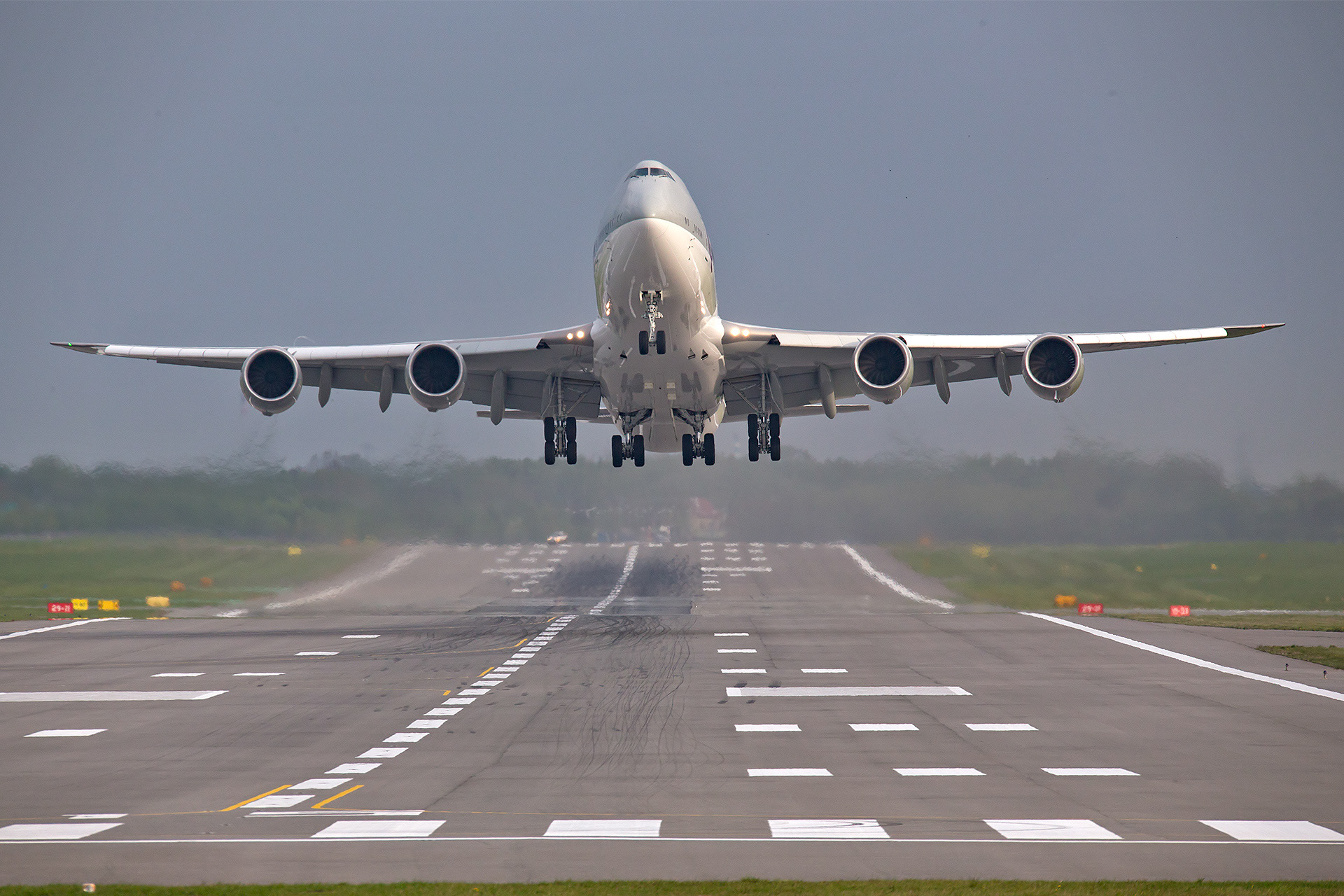 748 Qatar Airways departing from Warsaw
