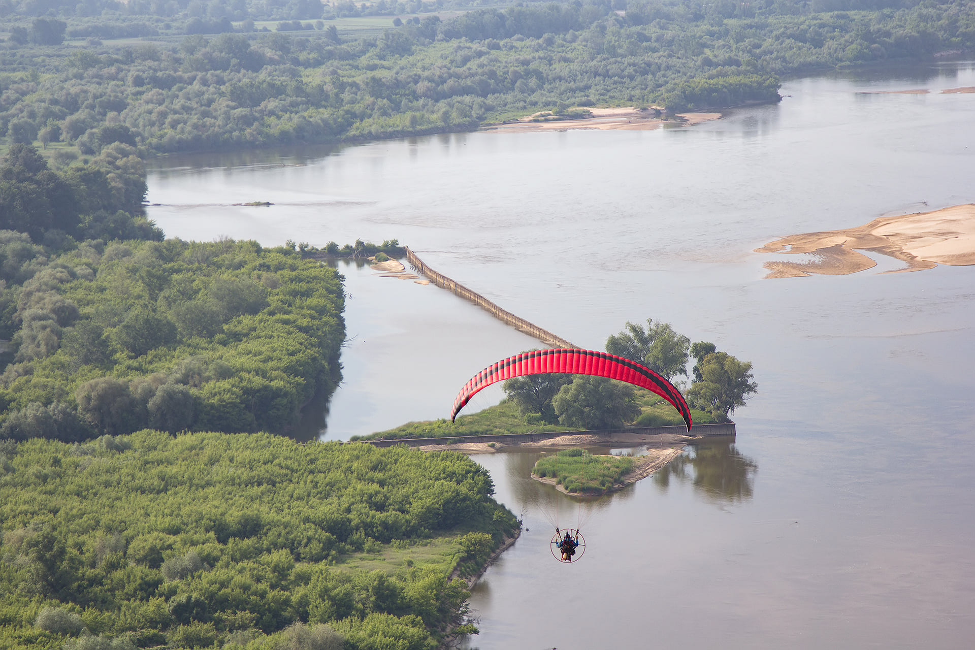 Photo by Kamil Paradowski