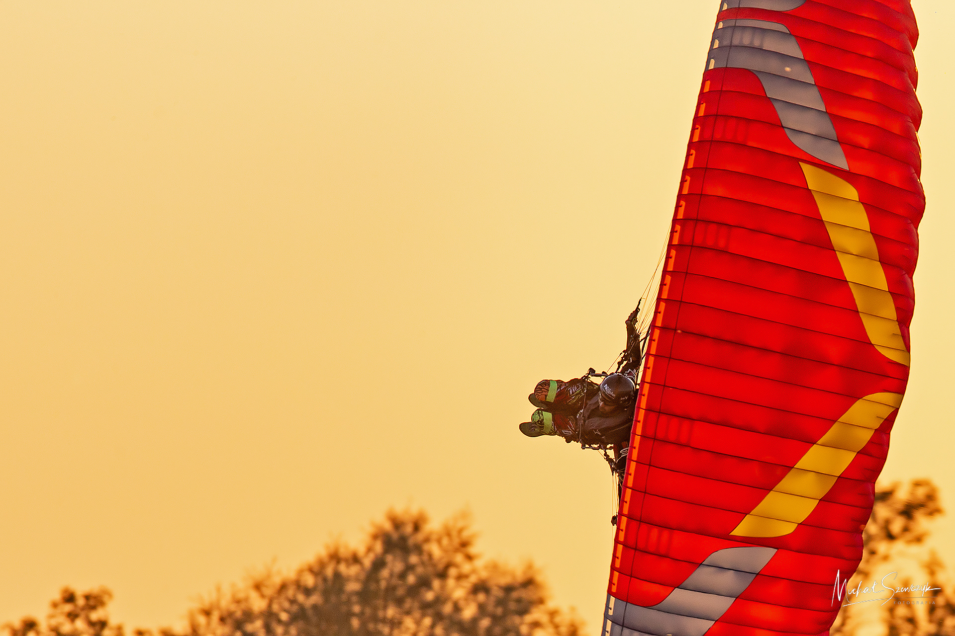 Bartek Nowicki during Polish Paramotor Slalom Championships. Jutrosin. Poland.