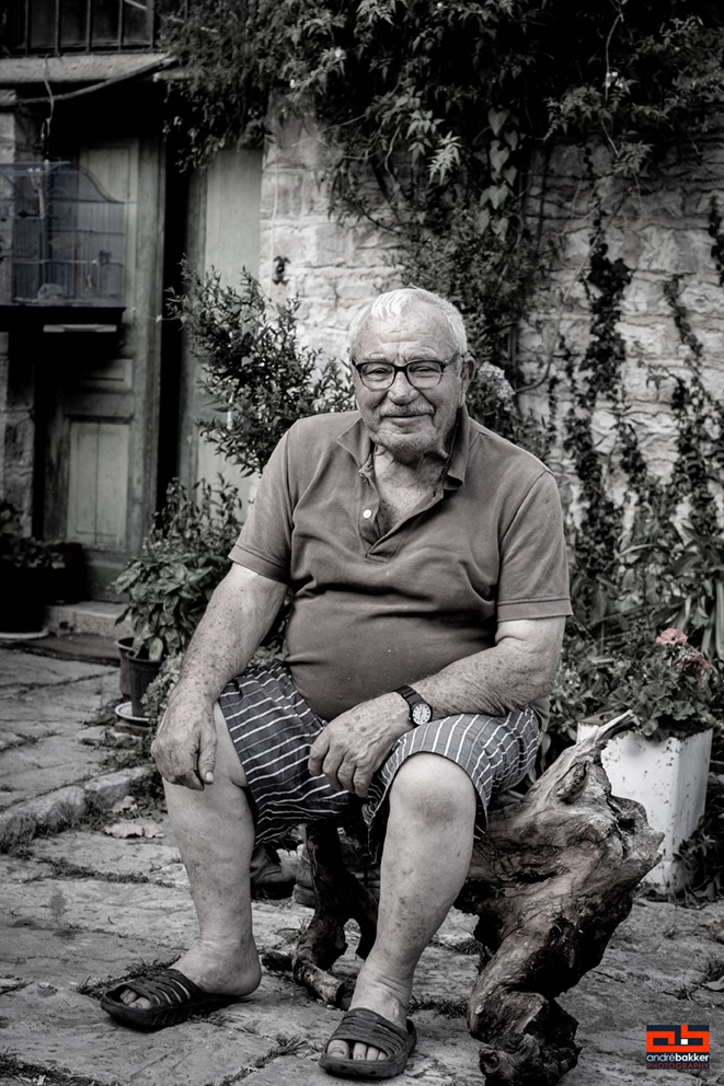 Nikos