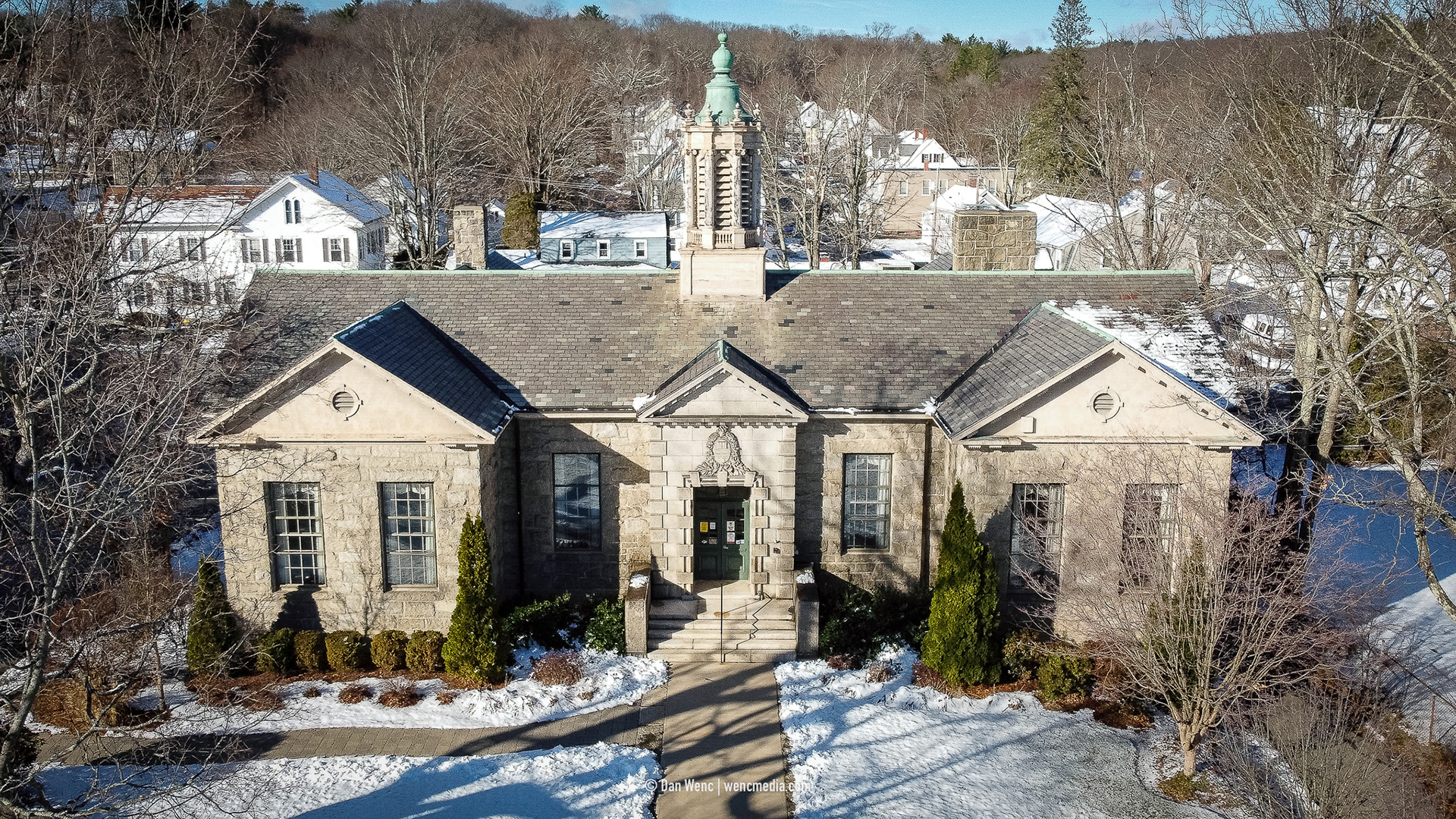 Whitinsville Social Library