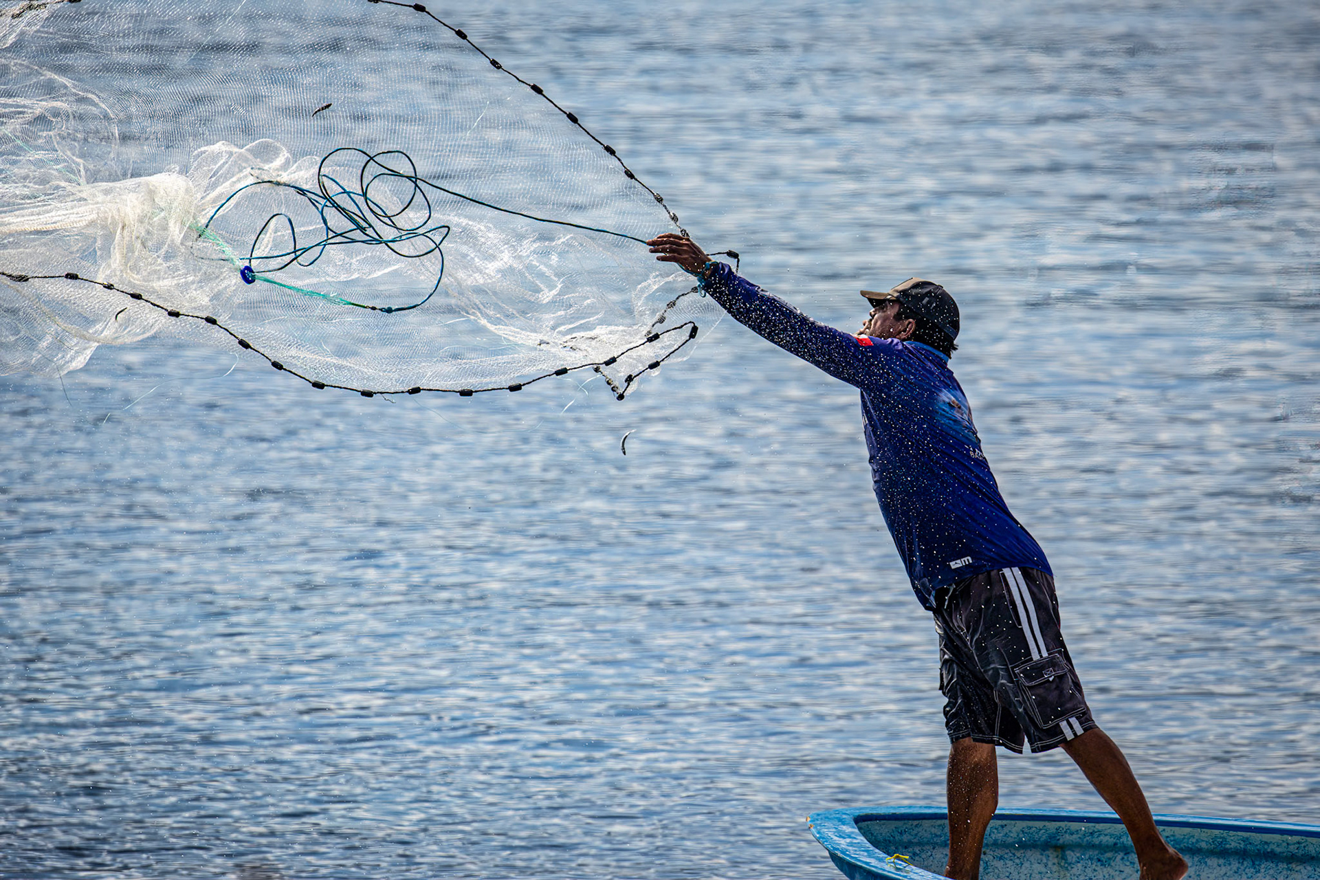 Net fishing at Bahia Los Muertos