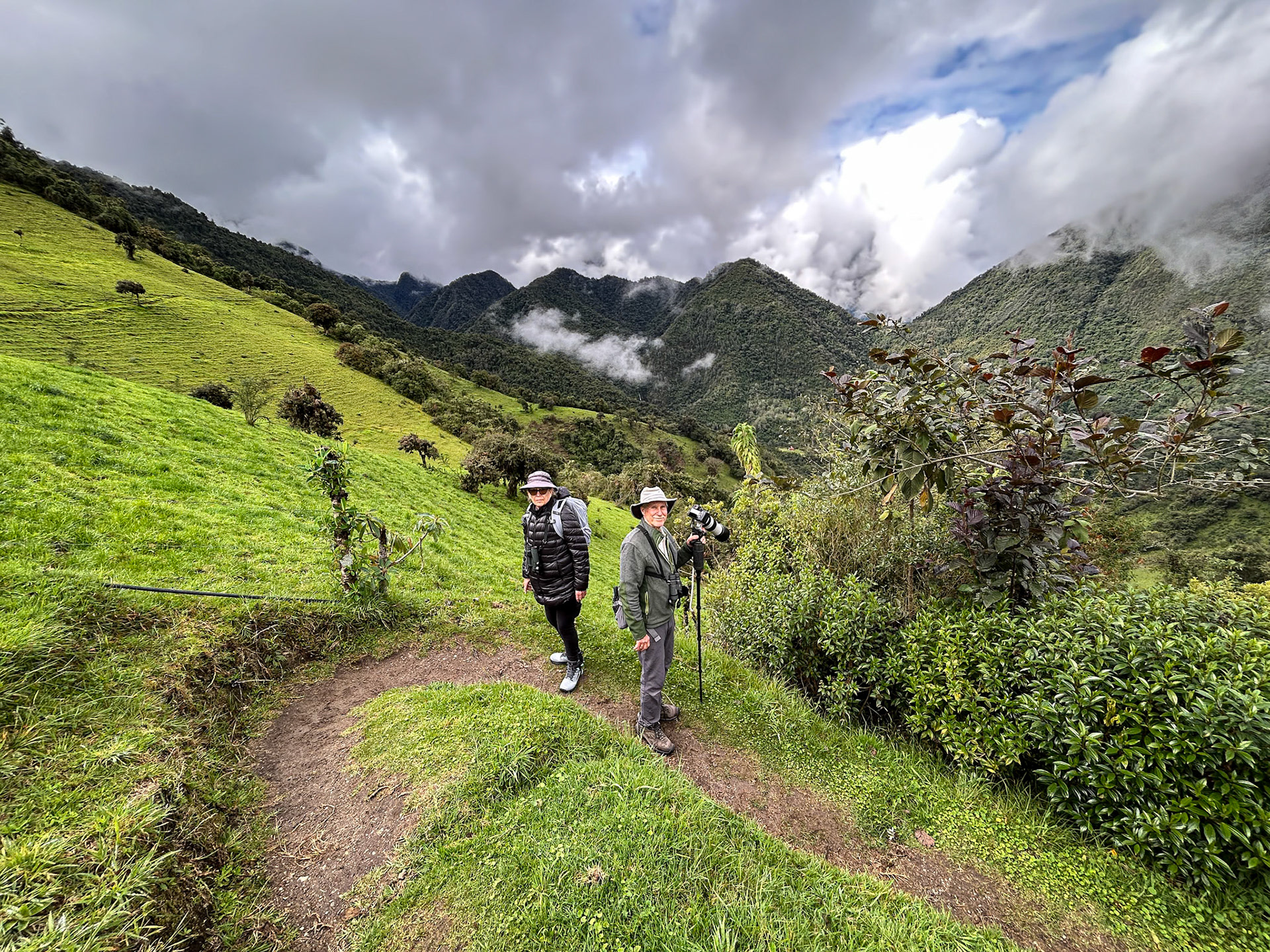 Reserva Zuro Loma: trail to the Antpita.