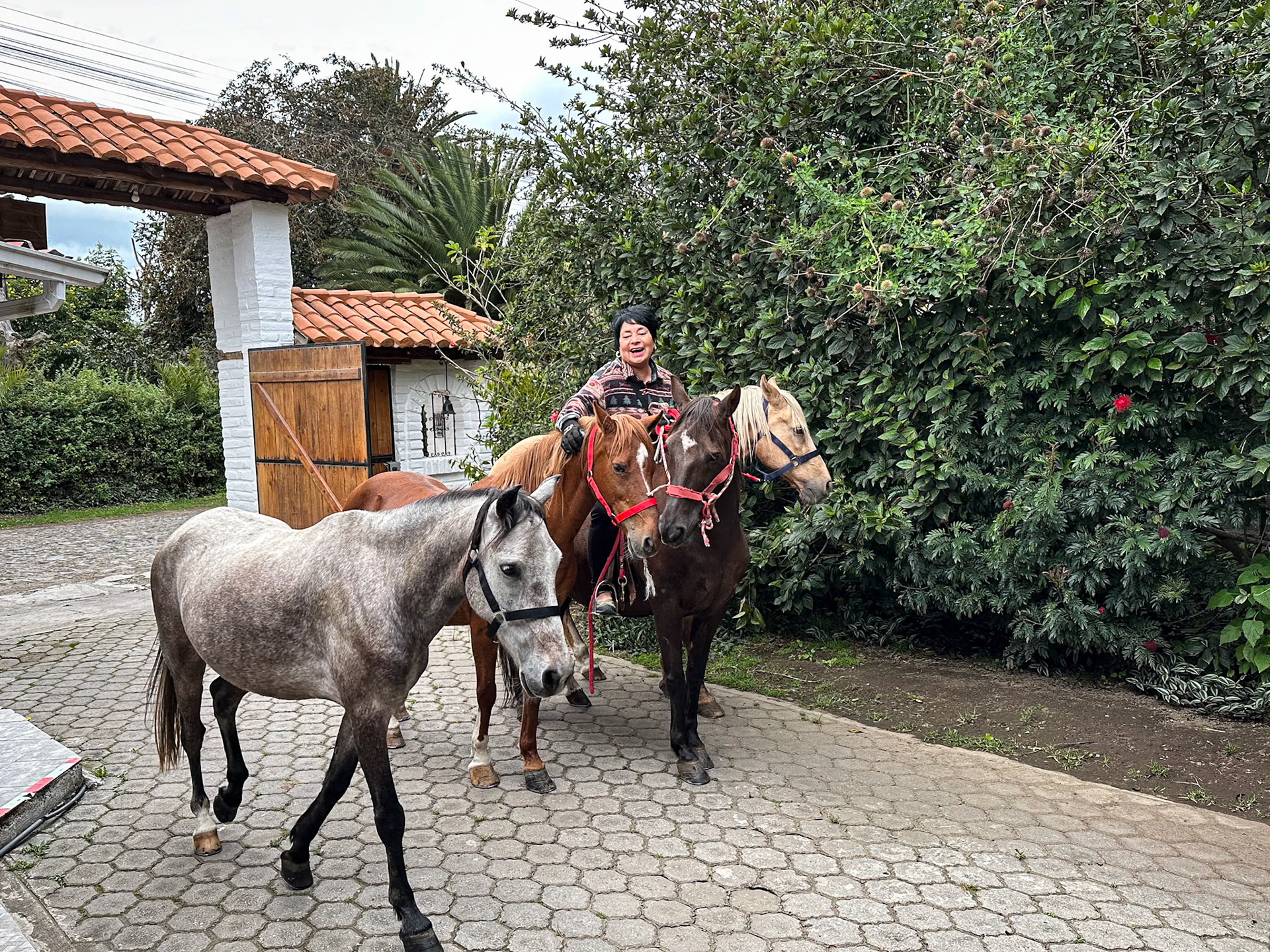 Mercedes Rivadeneira @ Puembo