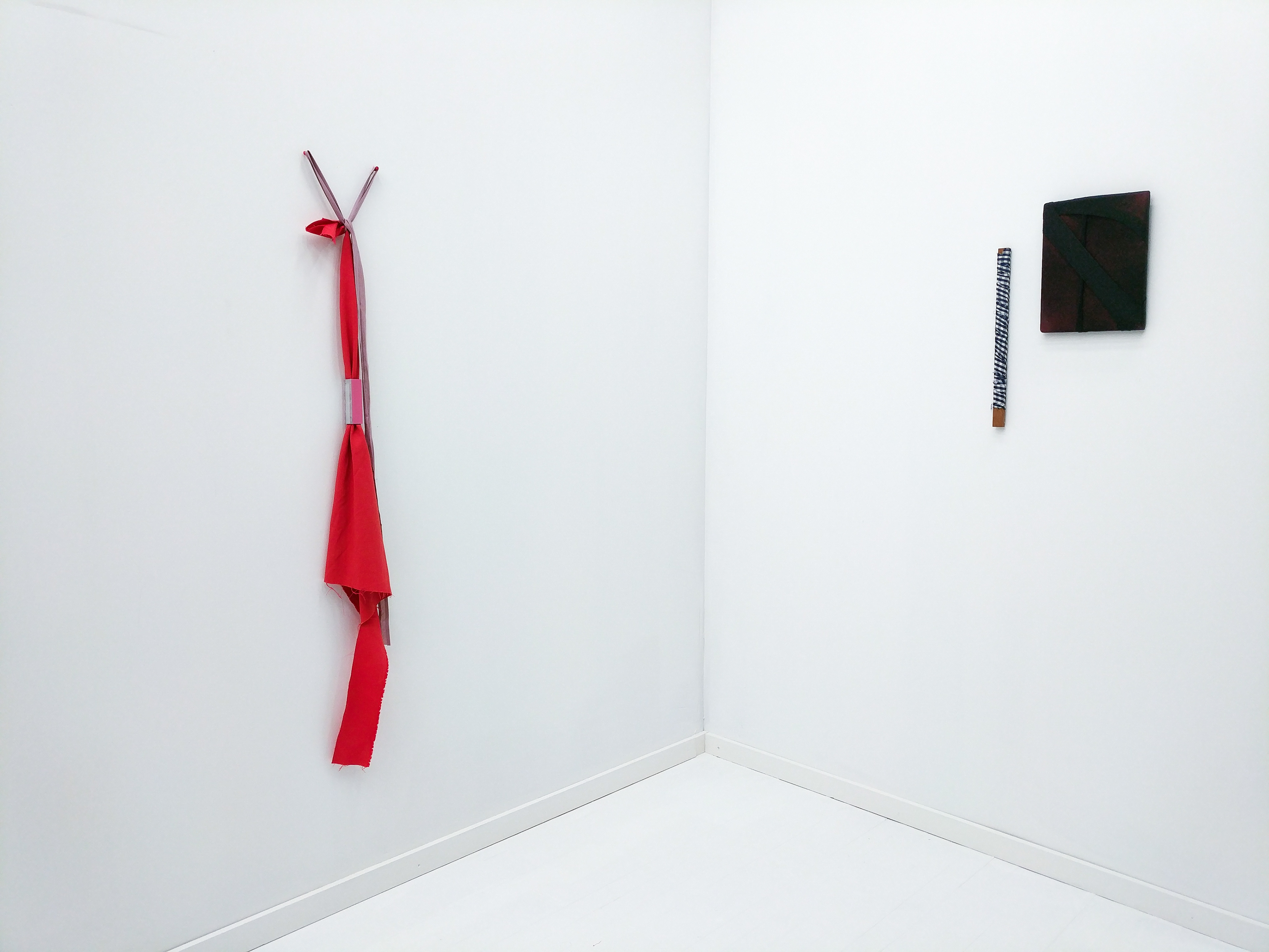 Suspension - Wrap - Fold - Weave 5 - Catherine Richards