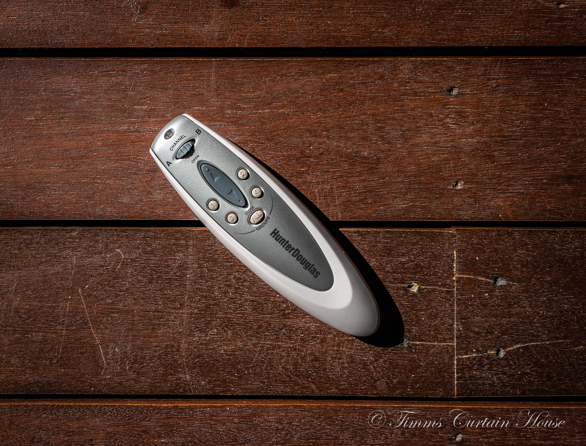 Controller for motorised blinds