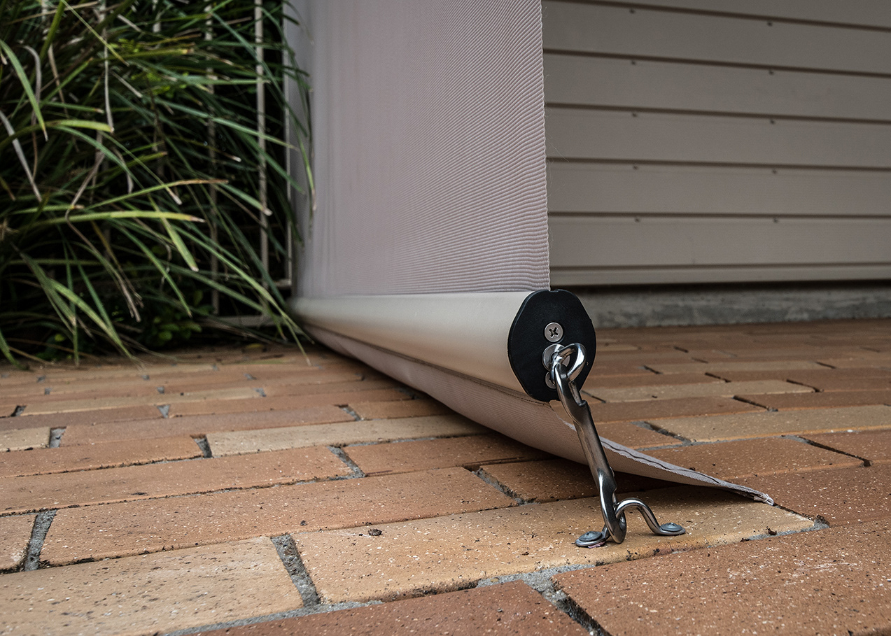 Bottom seal for awning