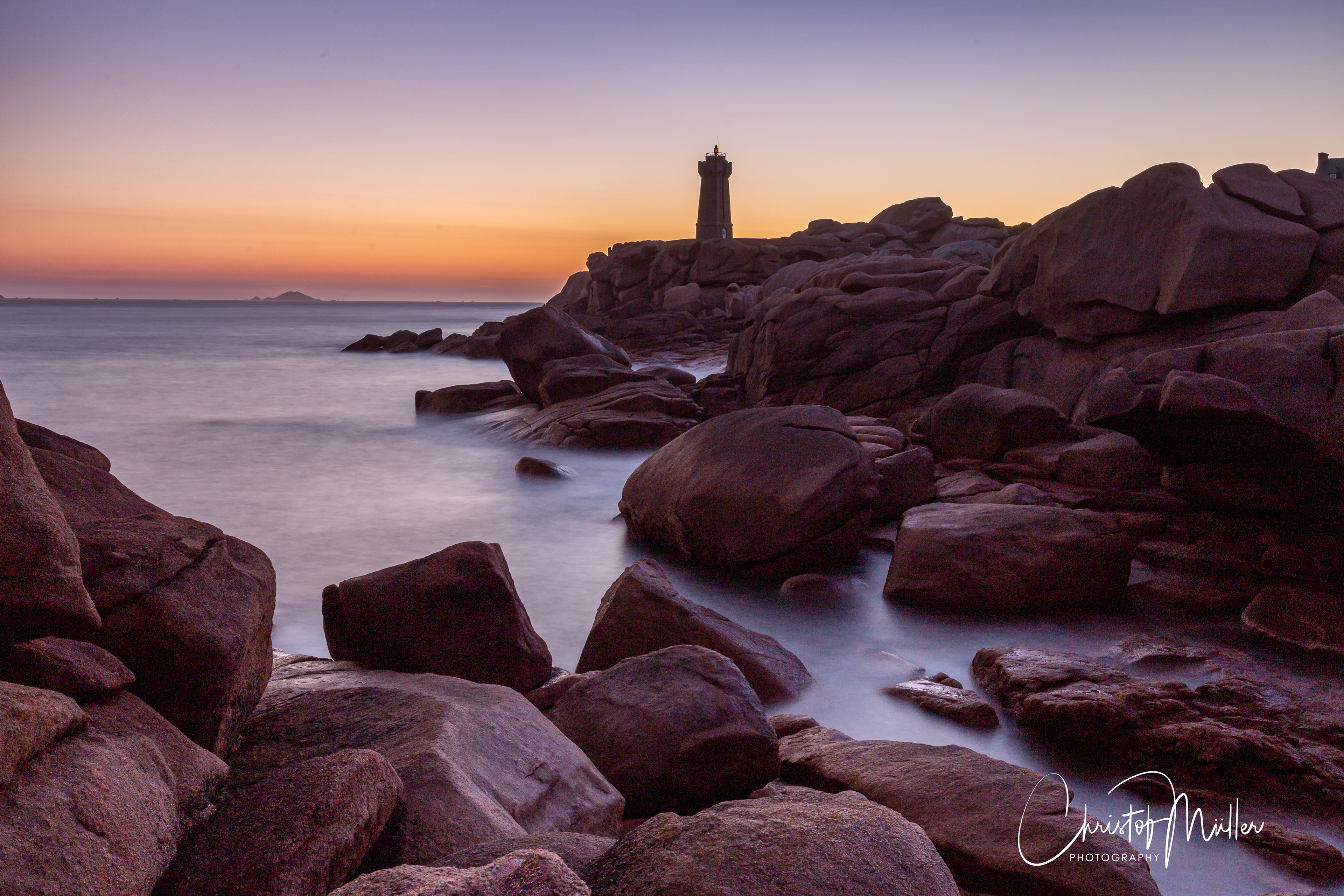 Available Light Photography of Phare de Mean Ruz in Bretagne (France)