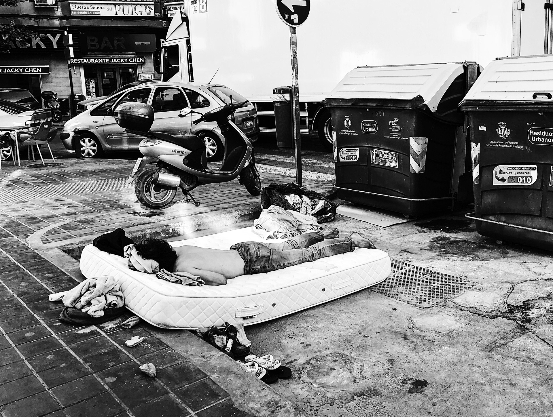 Los vecinos.