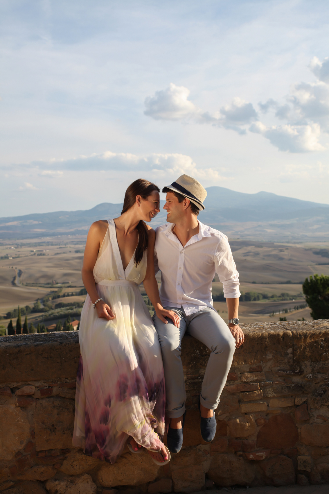 pre-wedding photoshoot tuscany