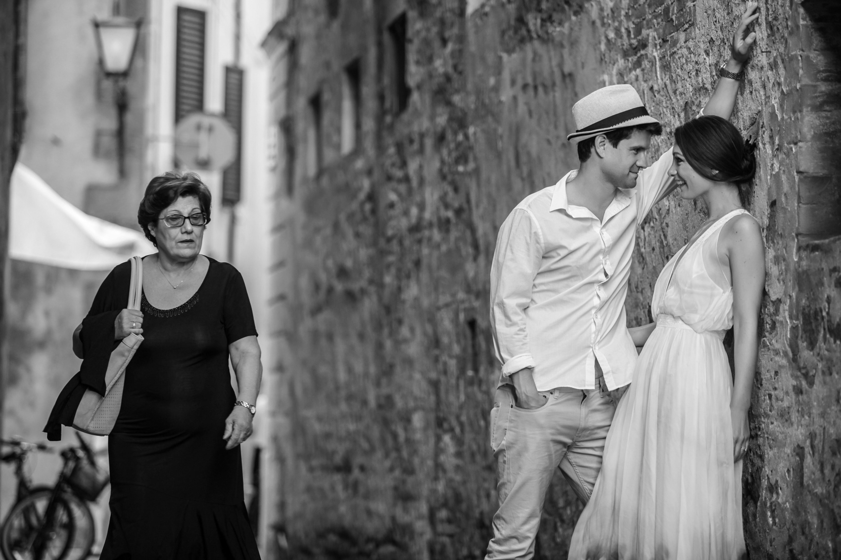 pre-wedding photoshoot tuscany